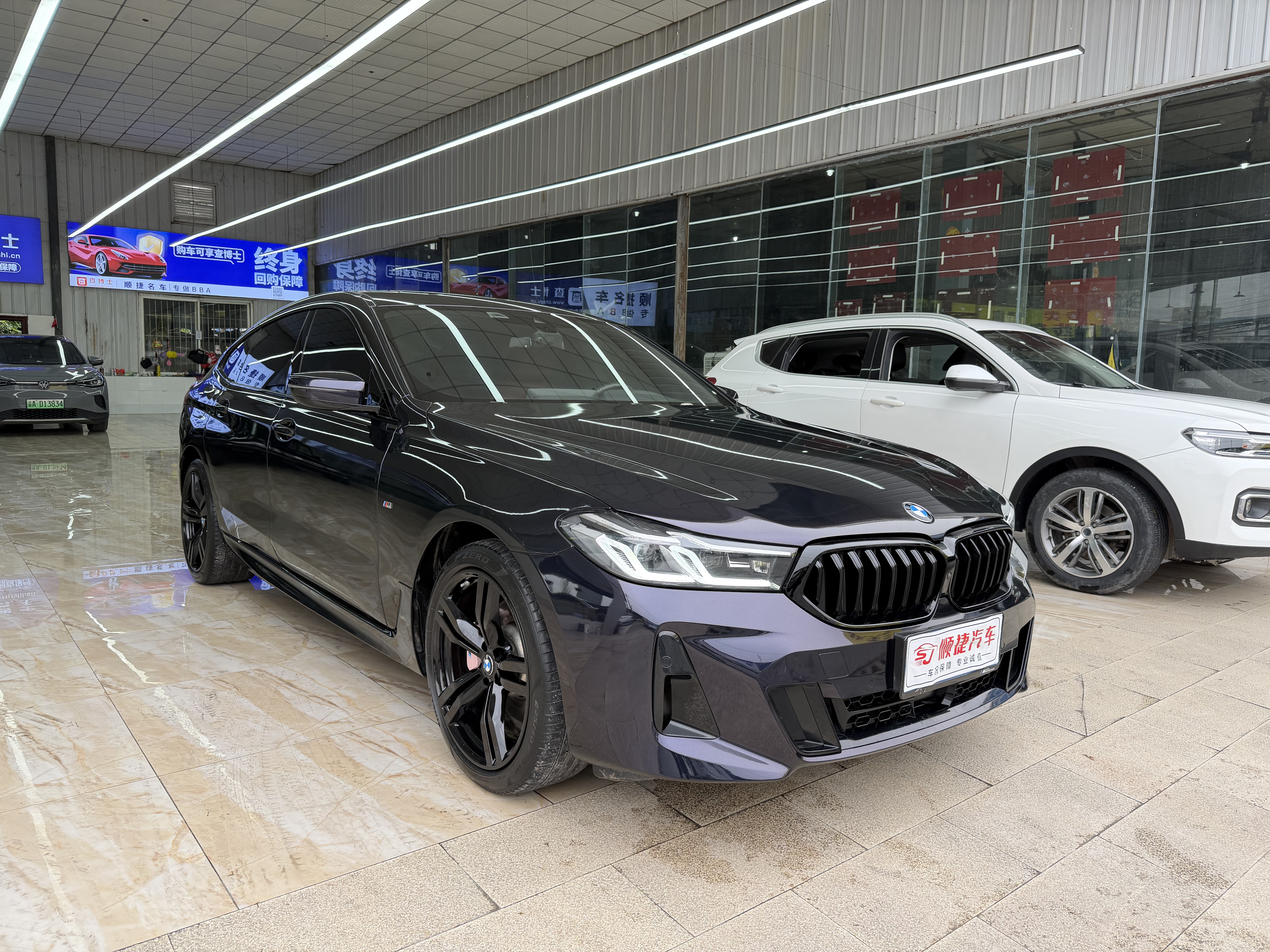 BMW 6 Series GT 2021 car image #3