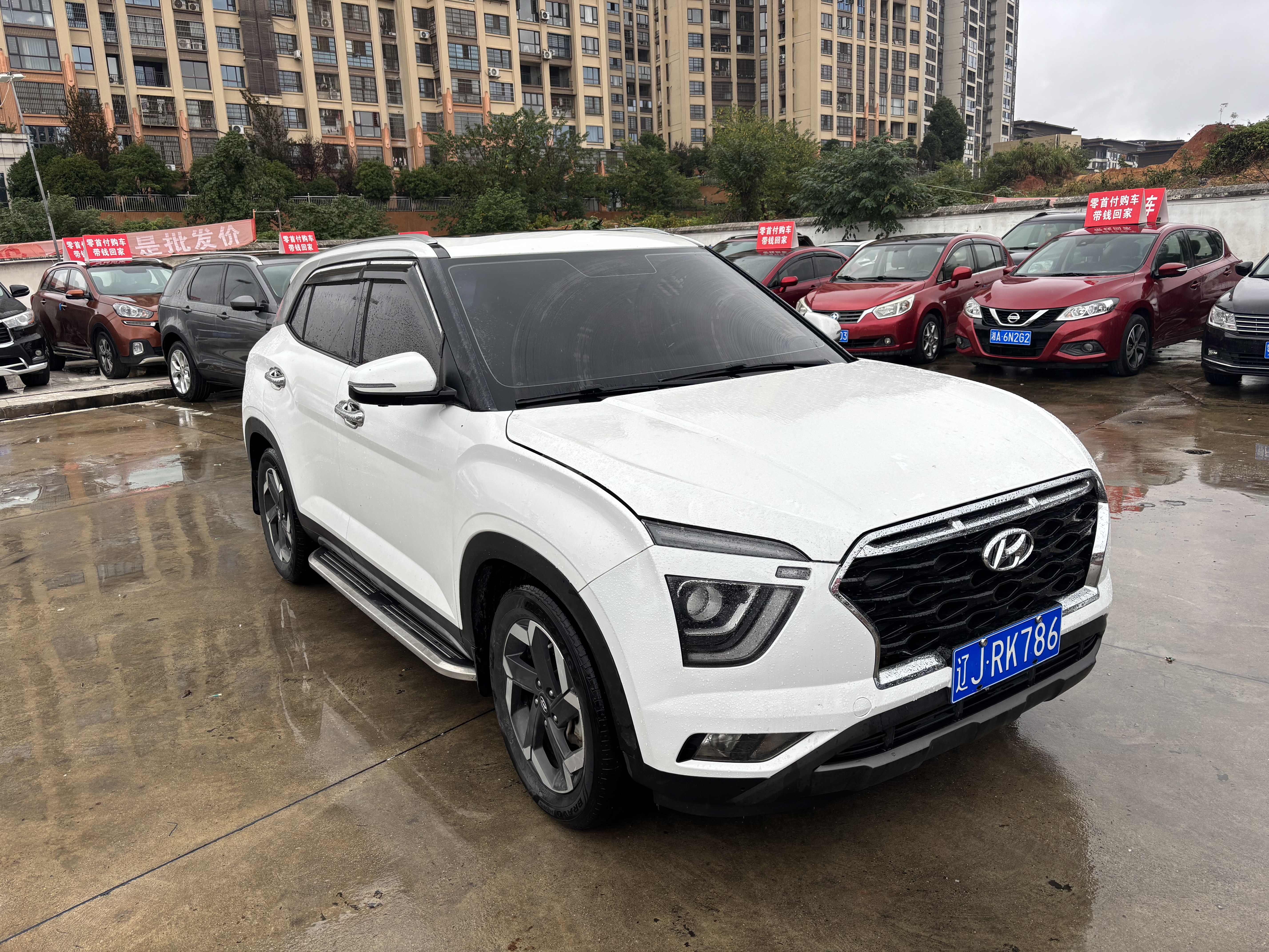 Hyundai Santa Fe 2020 car image #3