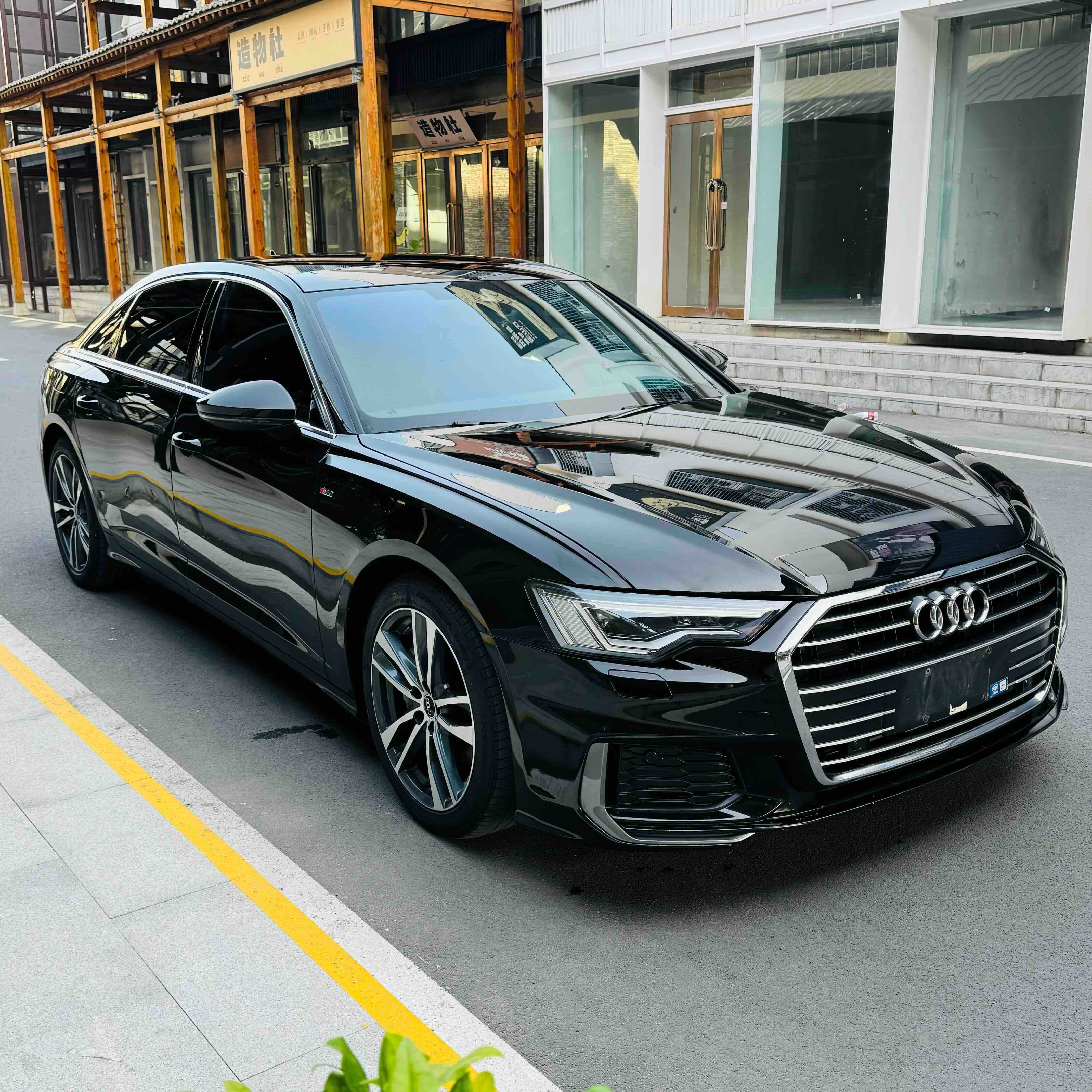 Audi A6L 2021 car image #3