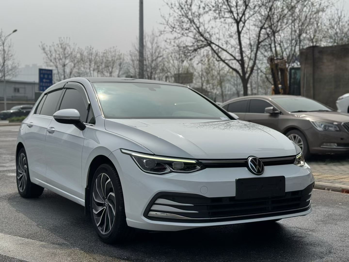 Volkswagen Golf 2021 immagine di auto #3