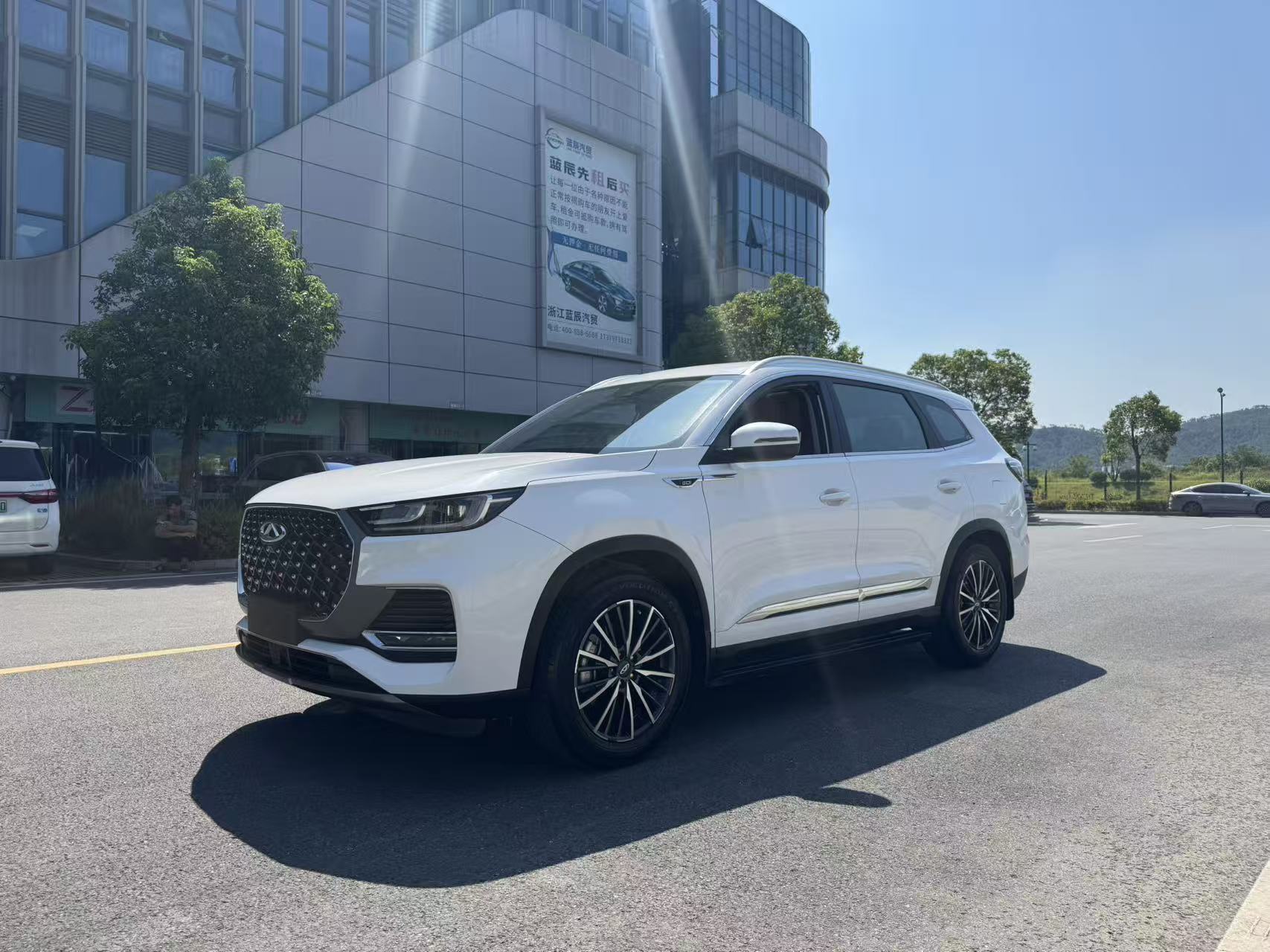 Tiggo 8 Plus 2022 car image #3