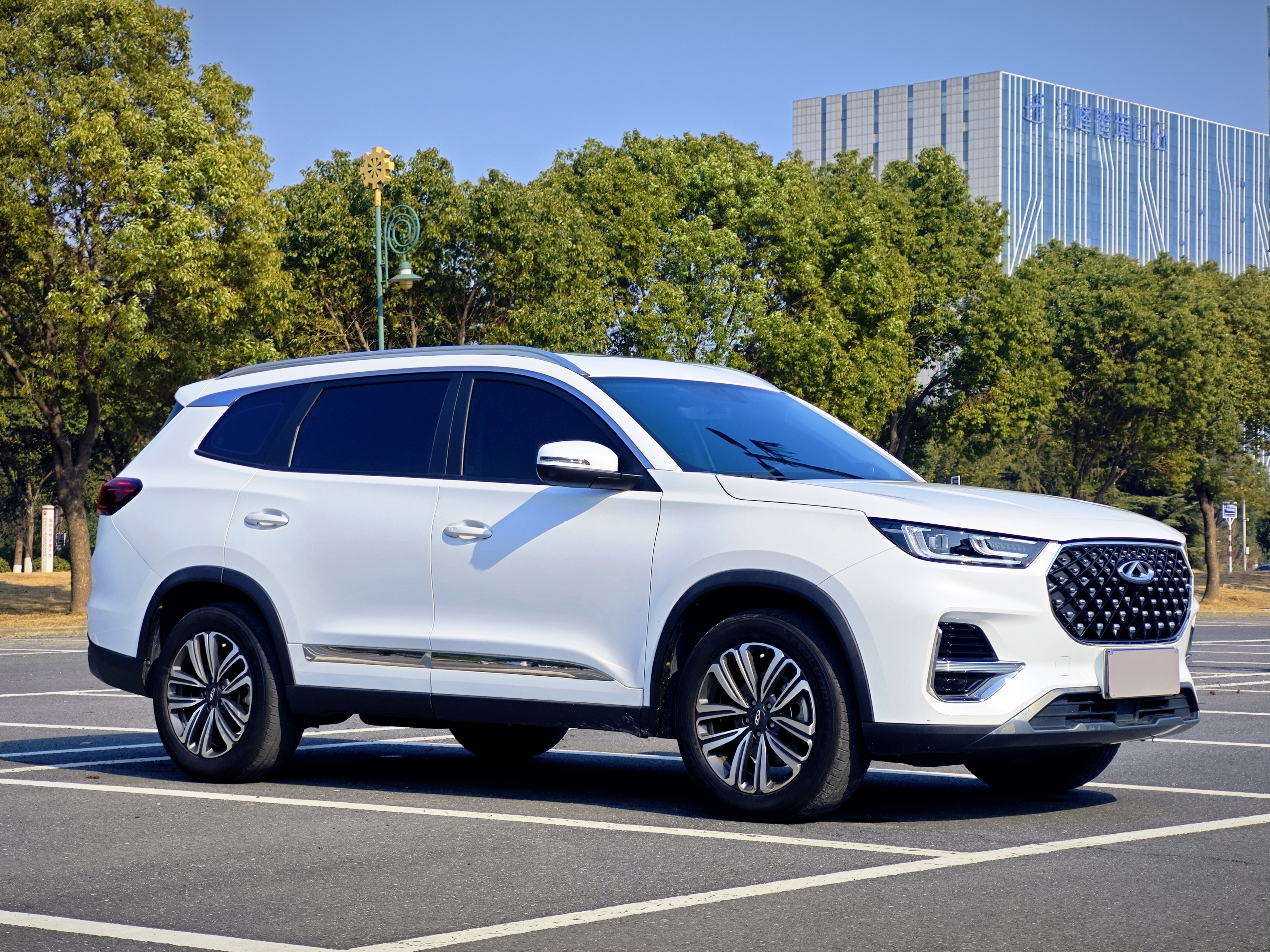 Chery Tiggo 8 Plus 2022 car image #3