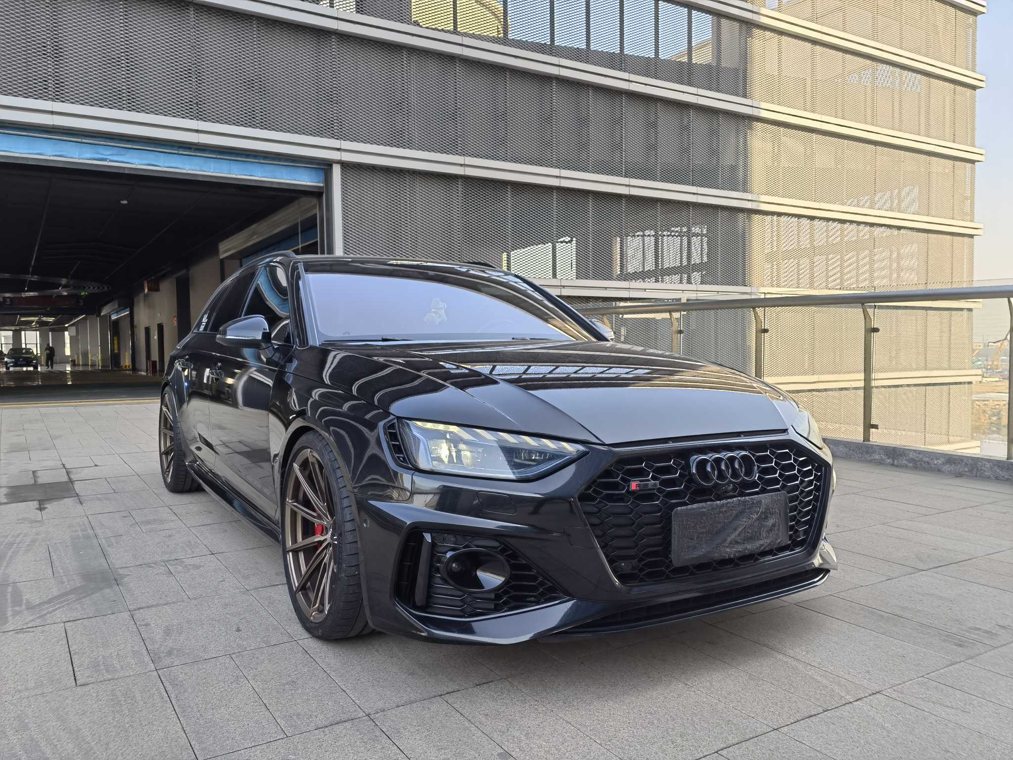 Audi RS 4 2021 car image #3