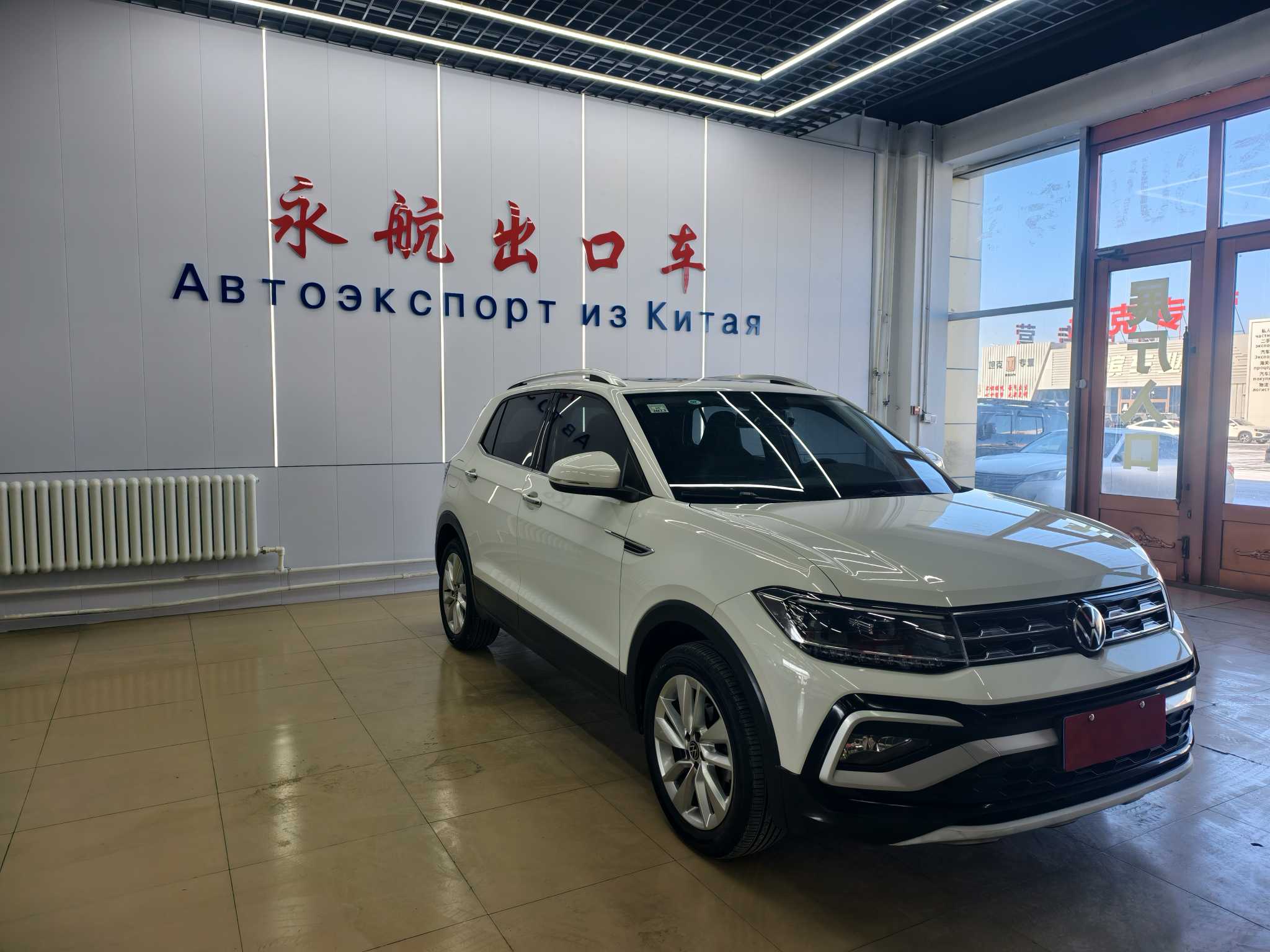 Volkswagen T-Cross 2021 #3 Volkswagen T-Cross 2021 car image #3