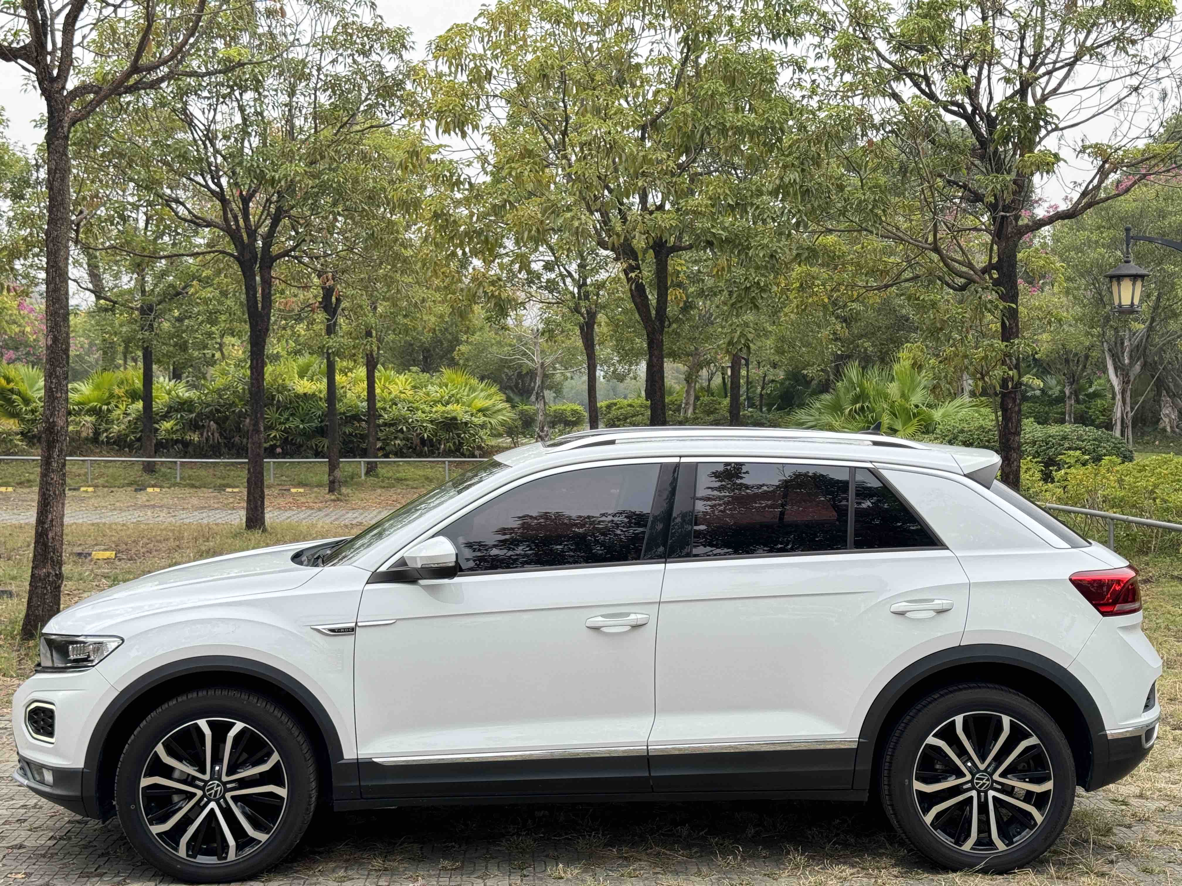 Volkswagen T-Roc 2021 #3 Volkswagen T-Roc 2021 car image #3