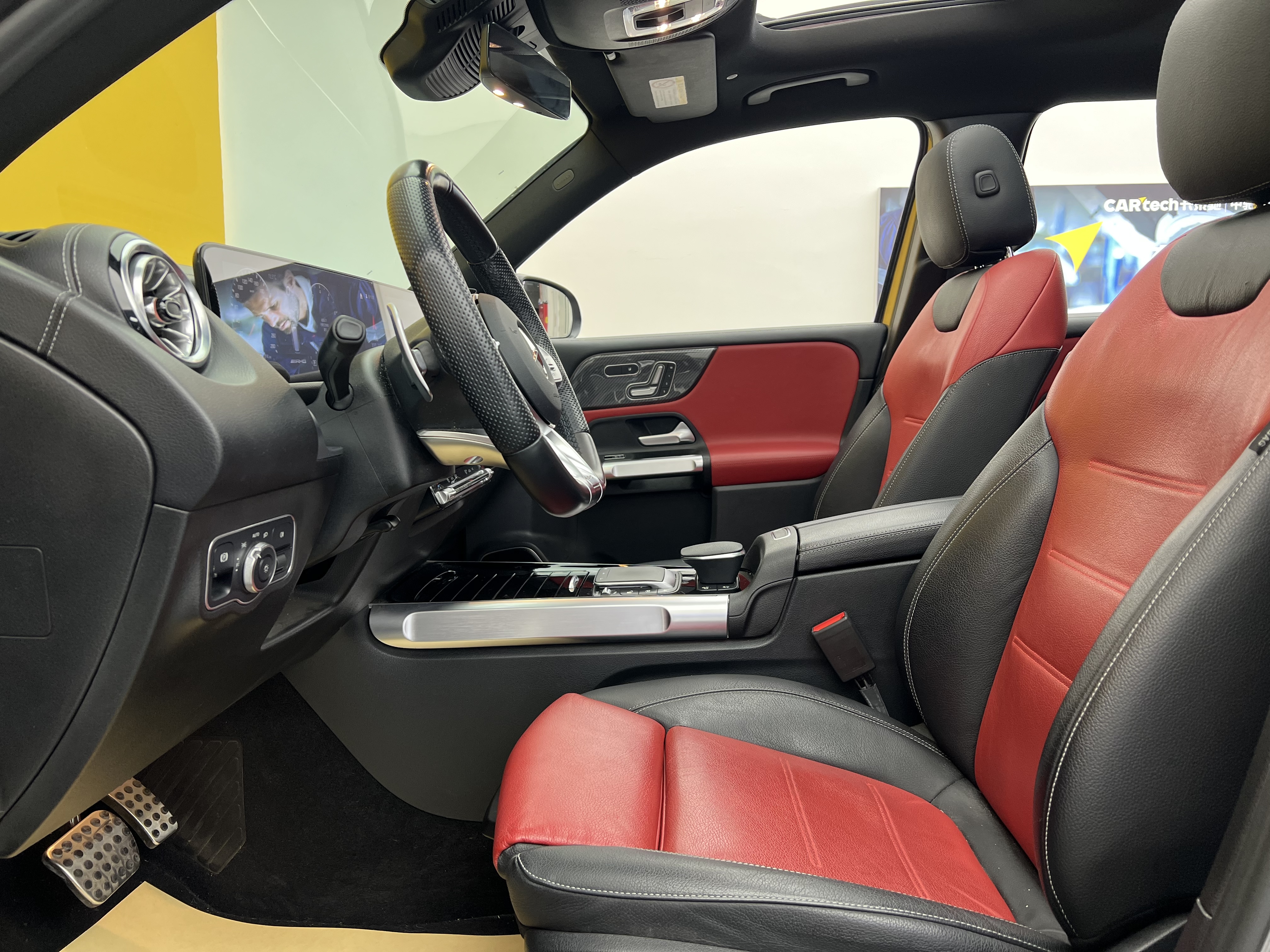 Mercedes-Benz GLB AMG 2021 image de voiture #3