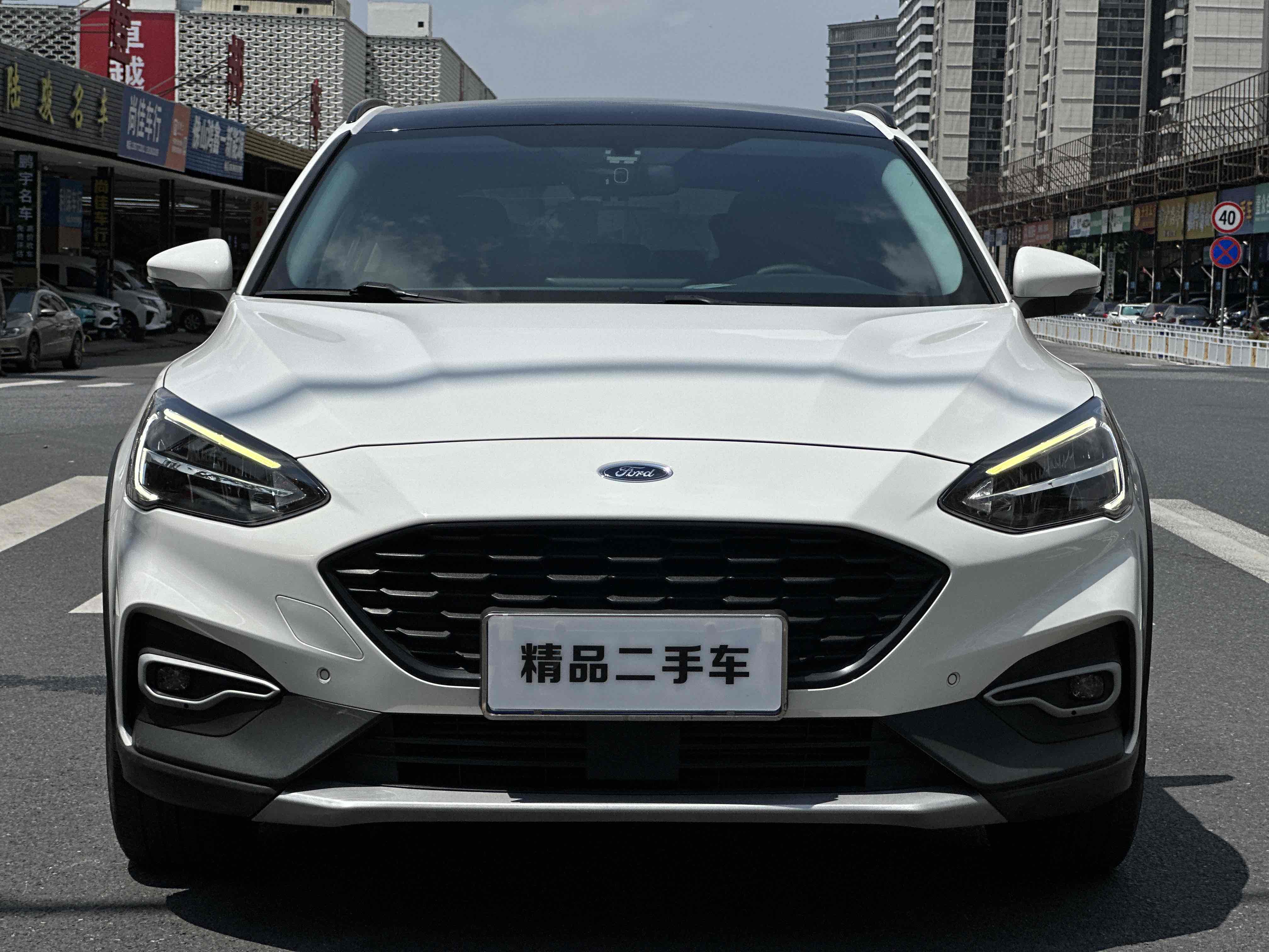 Ford Focus Active 2021 car image #3