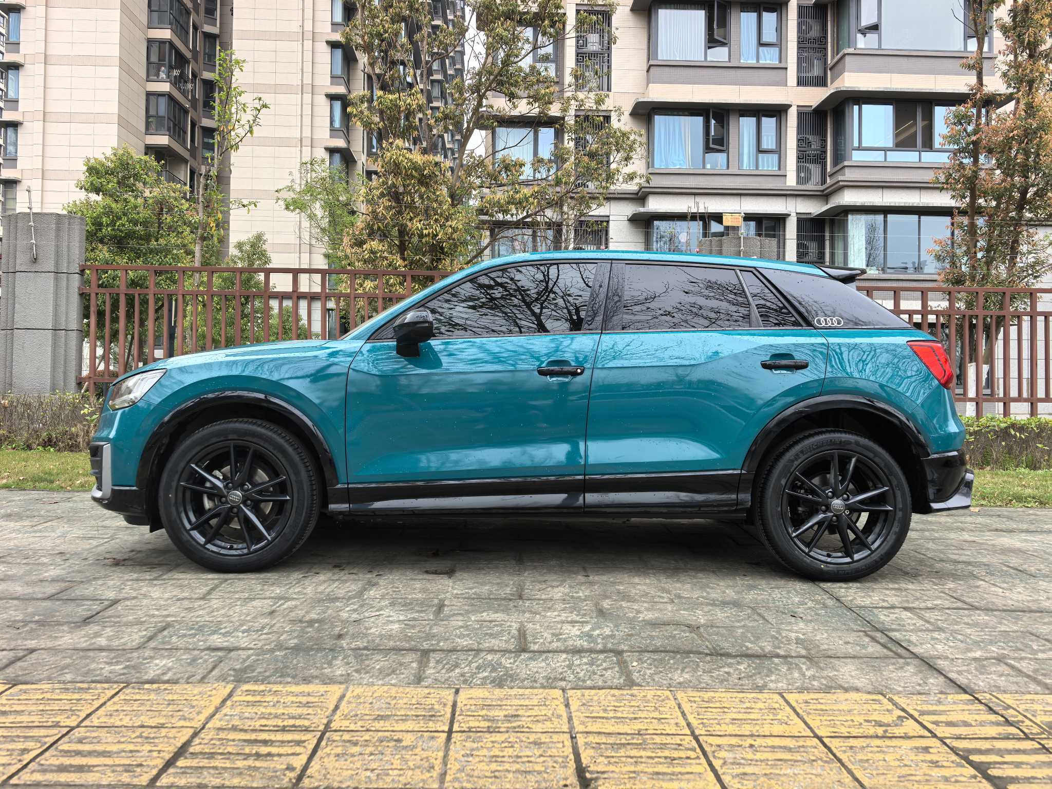 Q2L 2020 car image #3