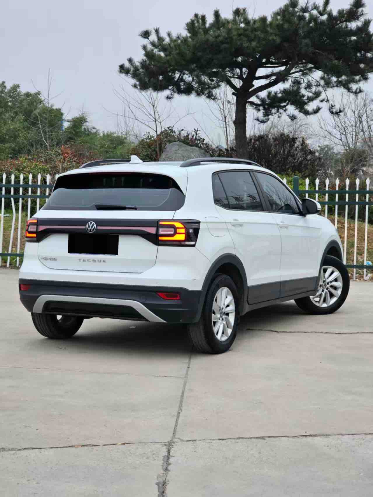 Volkswagen Tacqua 2023 car image #3