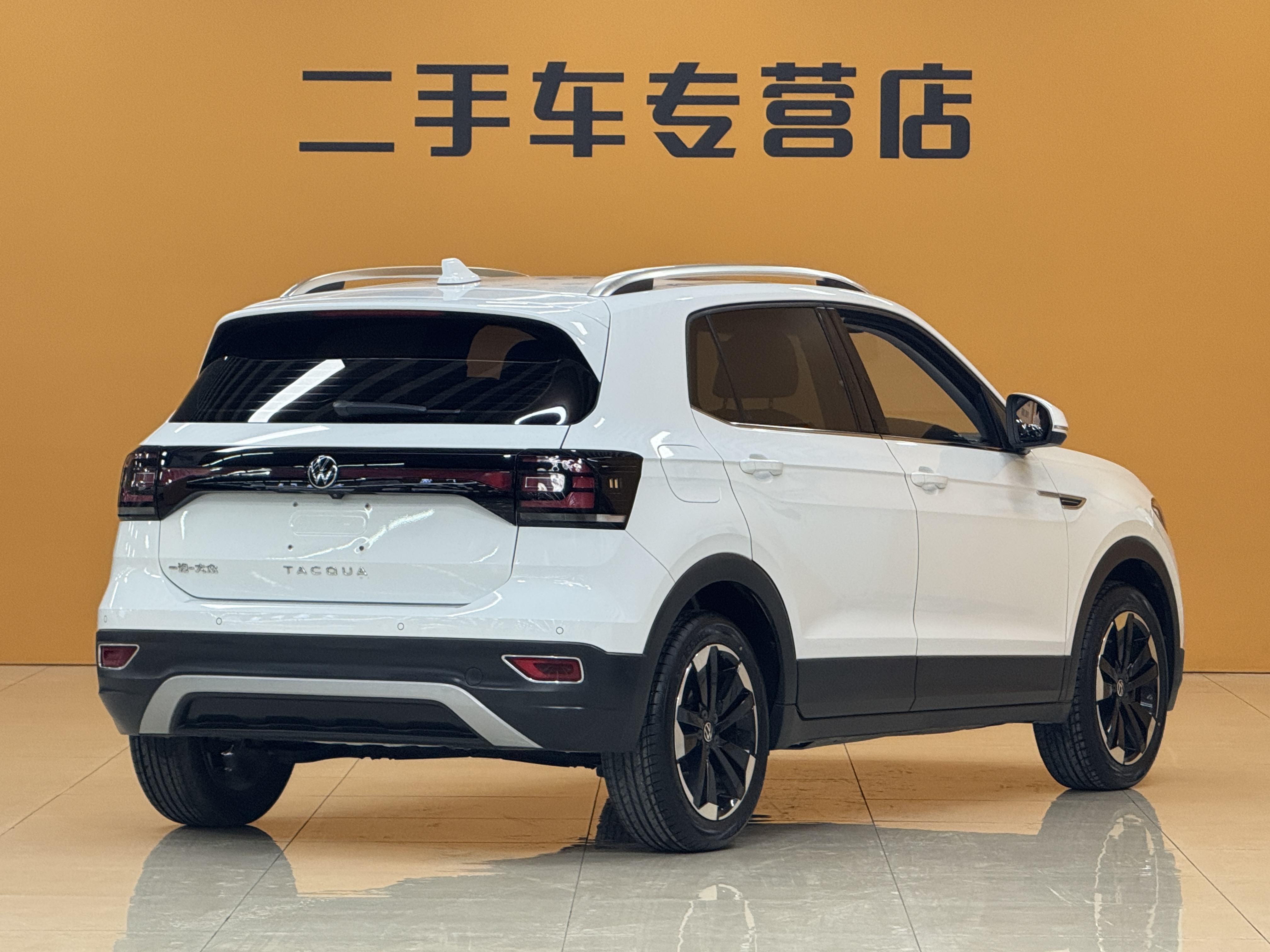 Tacqua 2021 car image #3