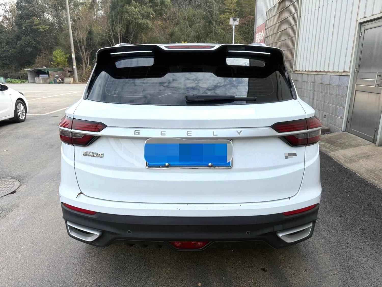 GEELY Coolray 2021 car image #3