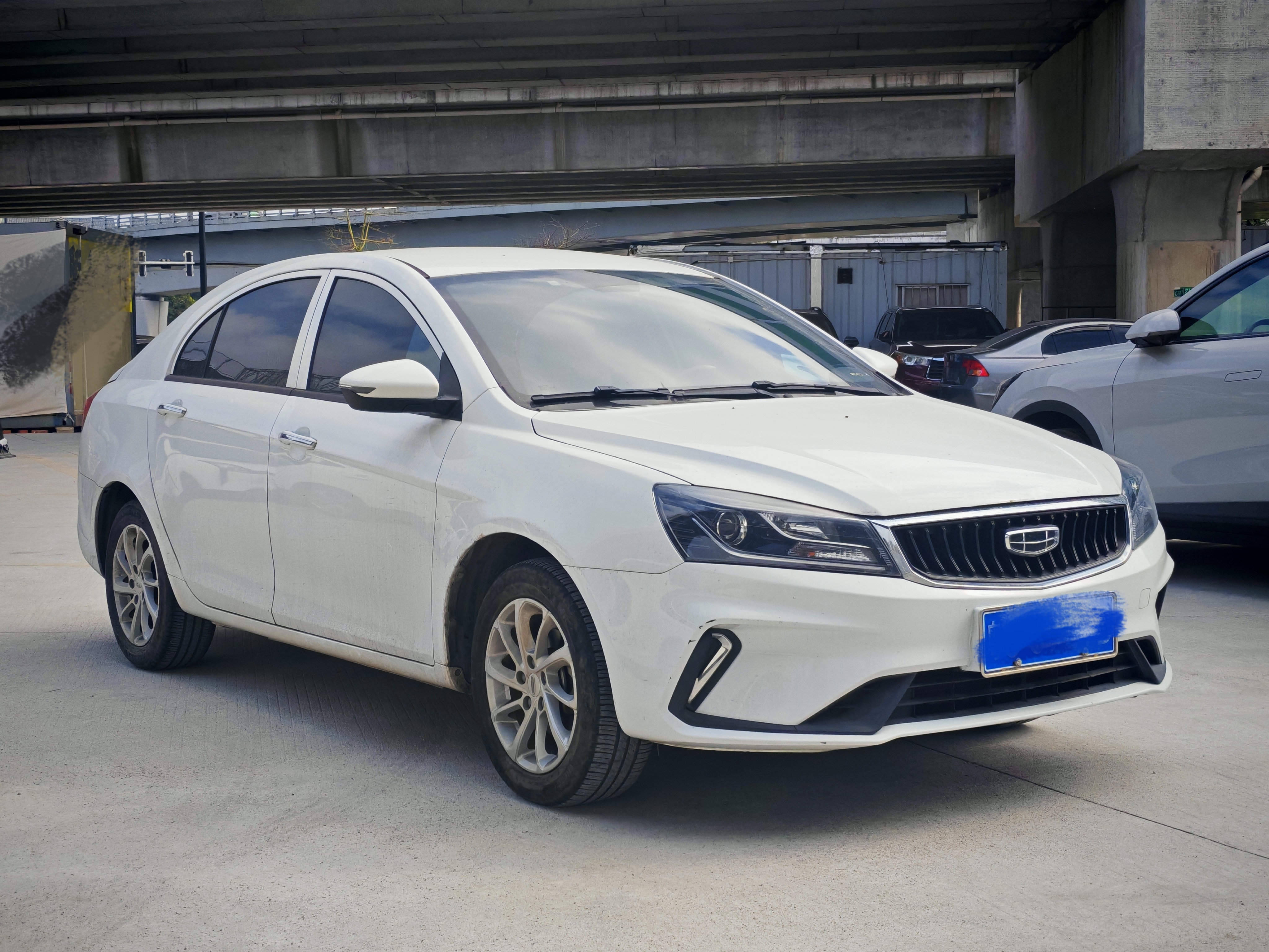GEELY Emgrand 2022 car image #3