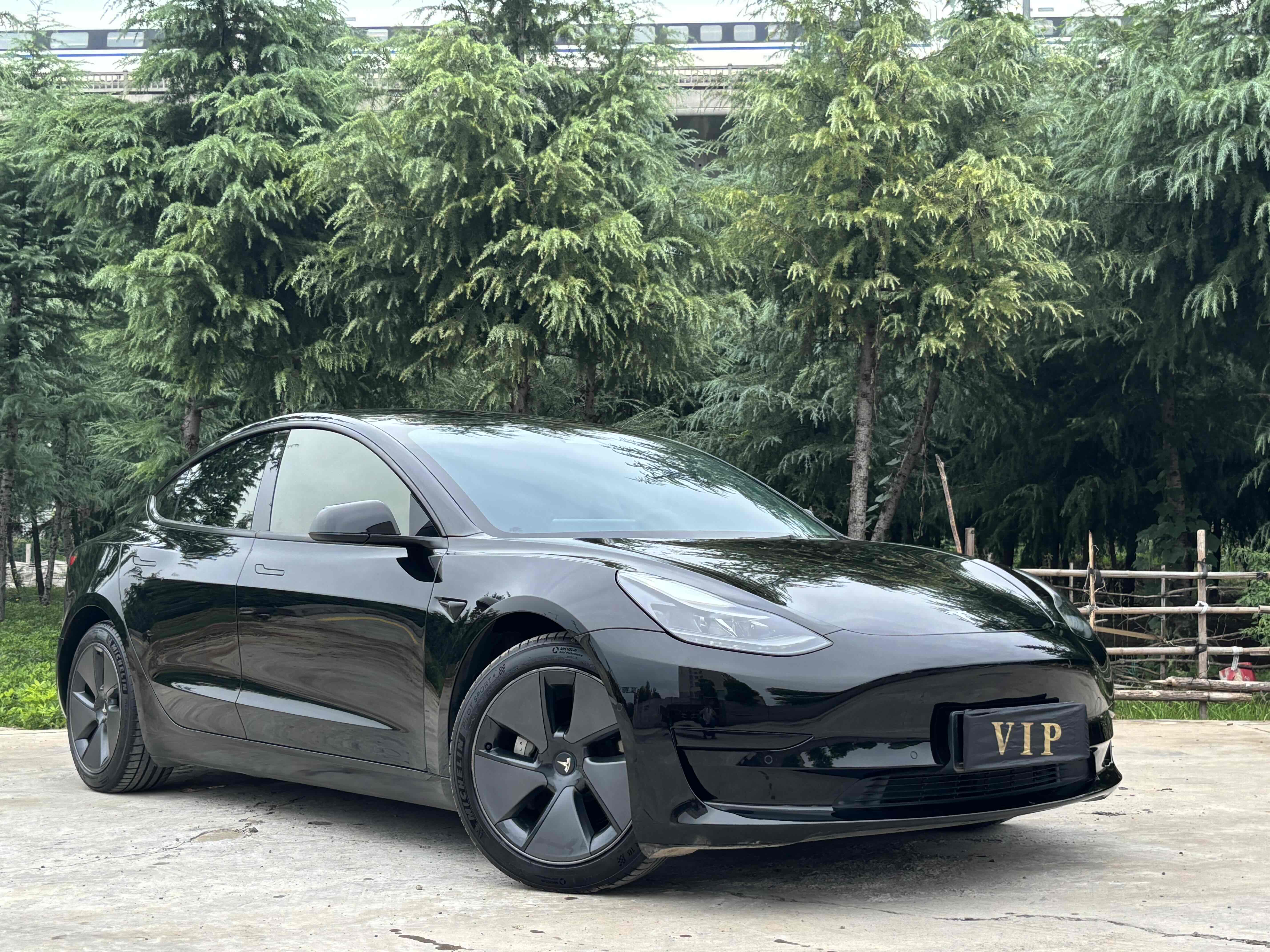 2021 immagine di auto #3
