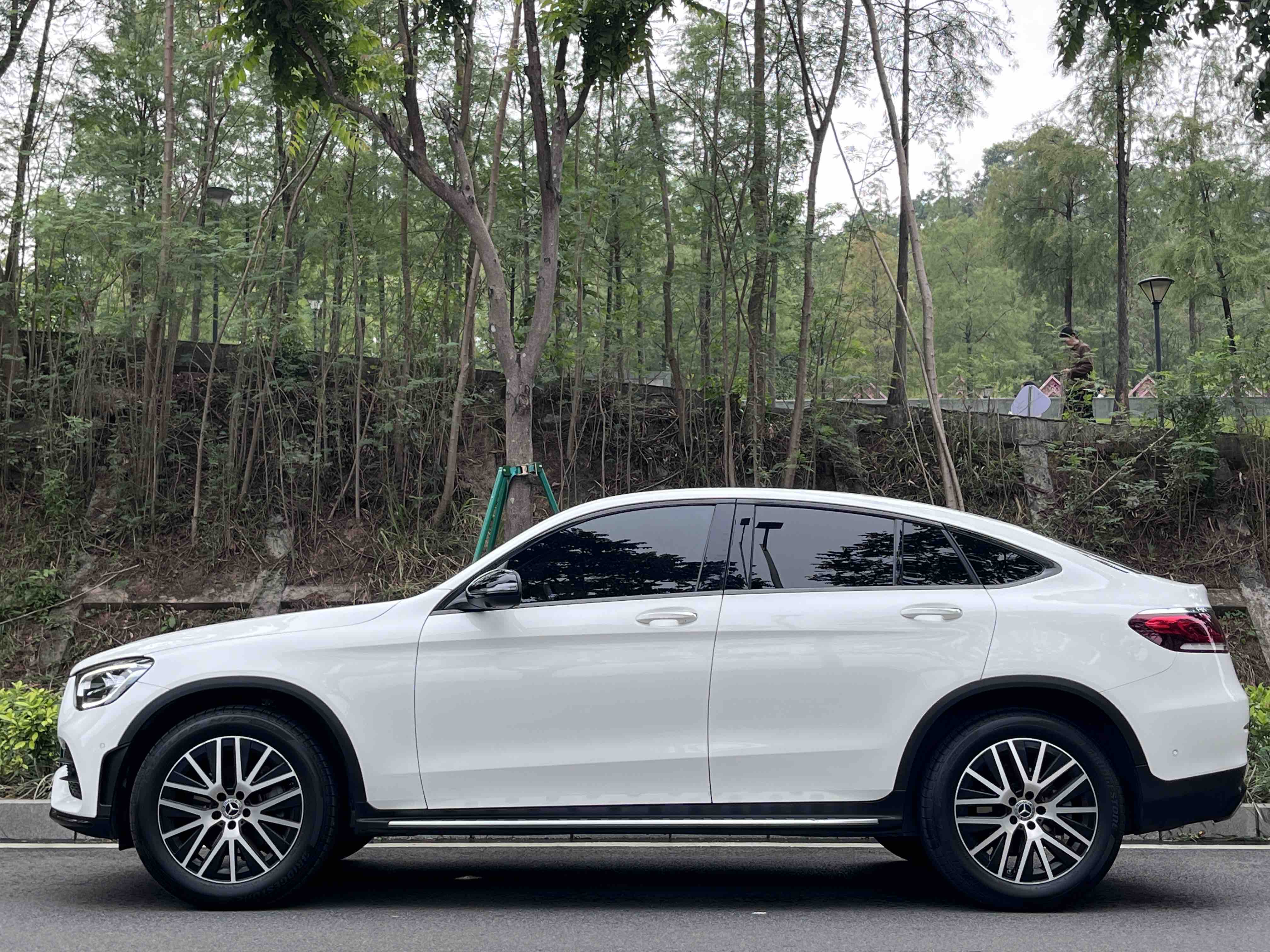 Mercedes-Benz GLC Coupe 2021 immagine di auto #3