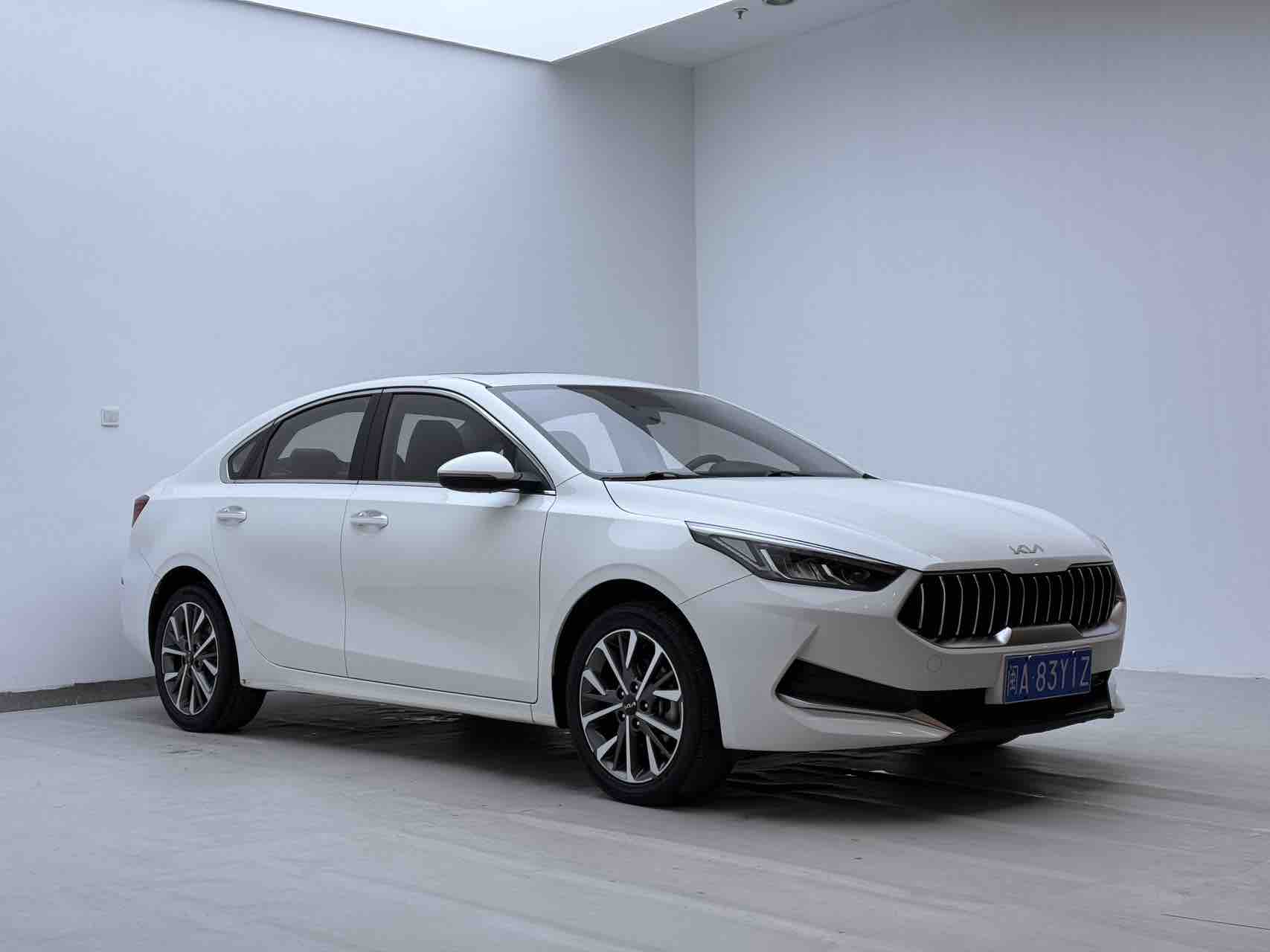 Kia K3 2022 car image #3