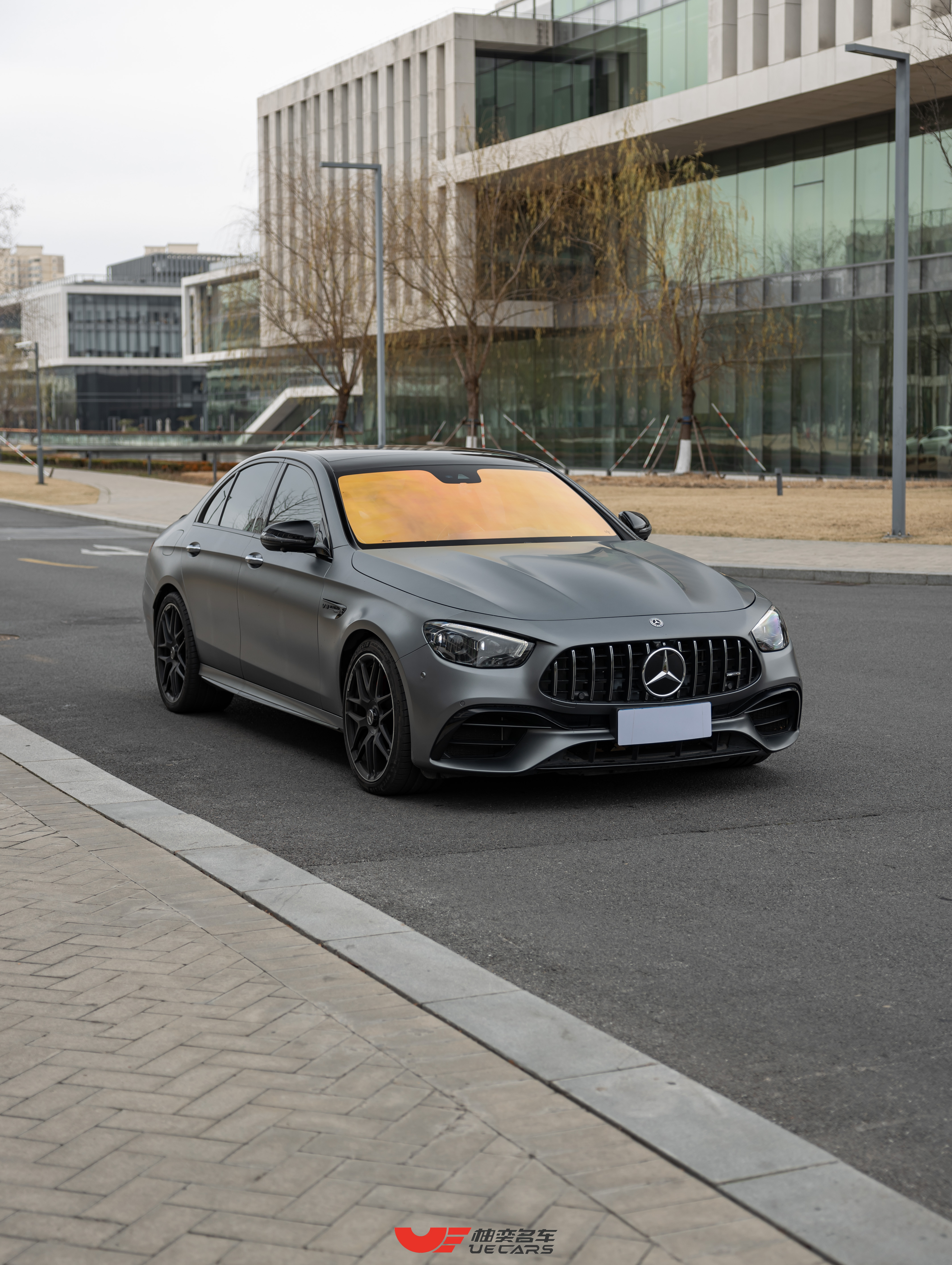 Mercedes-Benz E AMG 2021 صورة سيارة #3