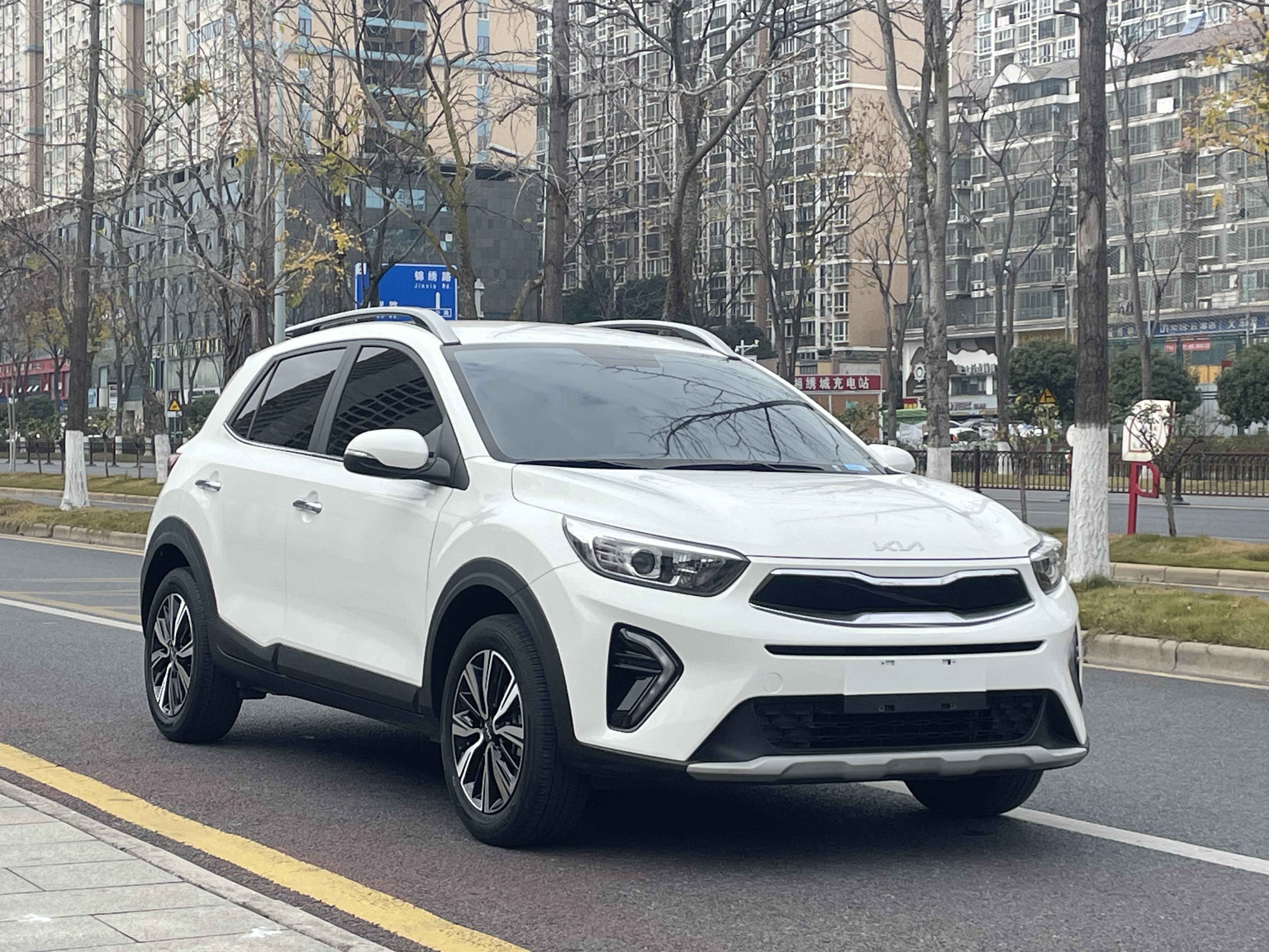 Kia KX1 2022 car image #3