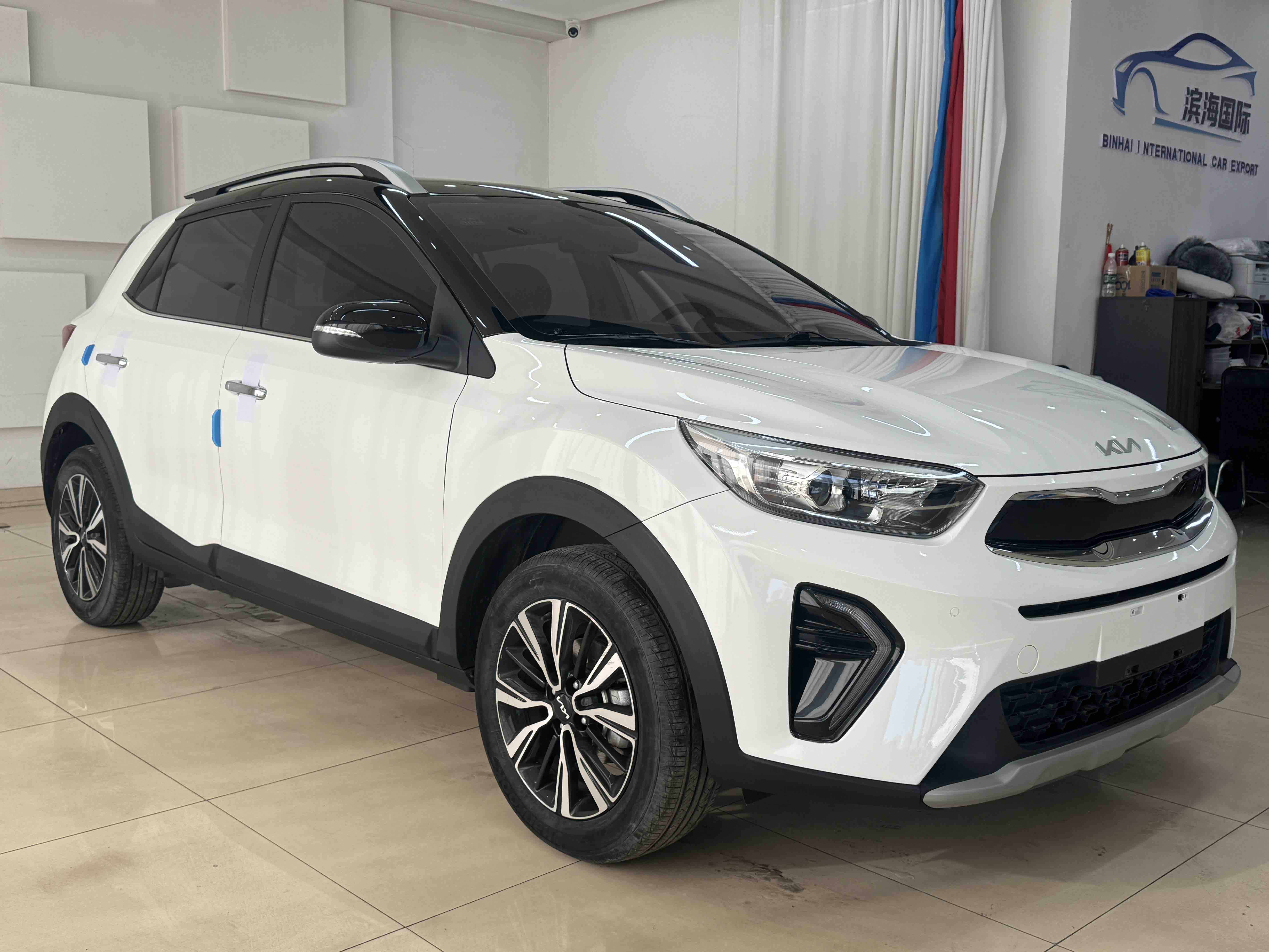 Kia KX1 2021 car image #3