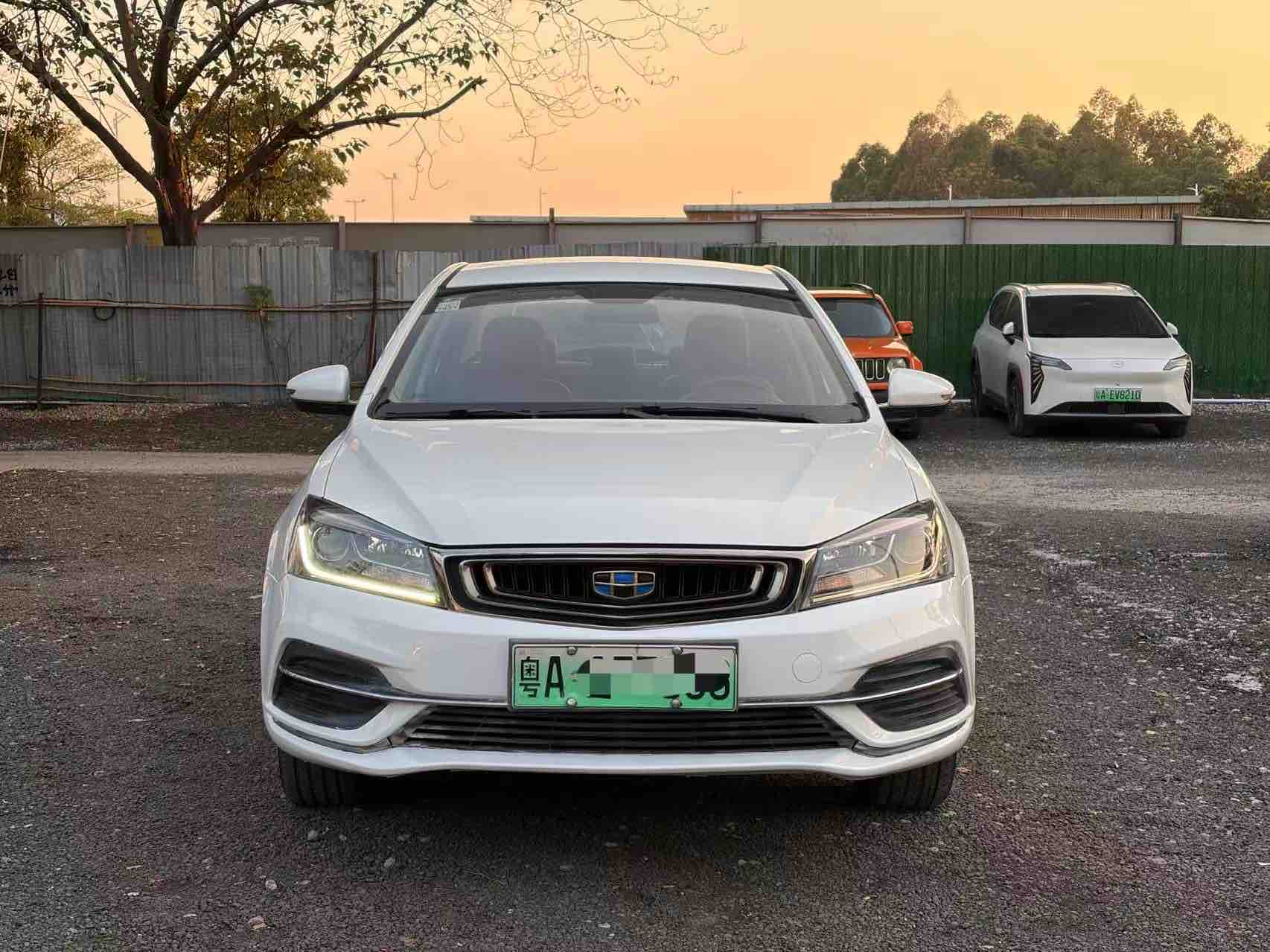 GEELY Emgrand New Energy 2021 #3 GEELY Emgrand New Energy 2021 car image #3