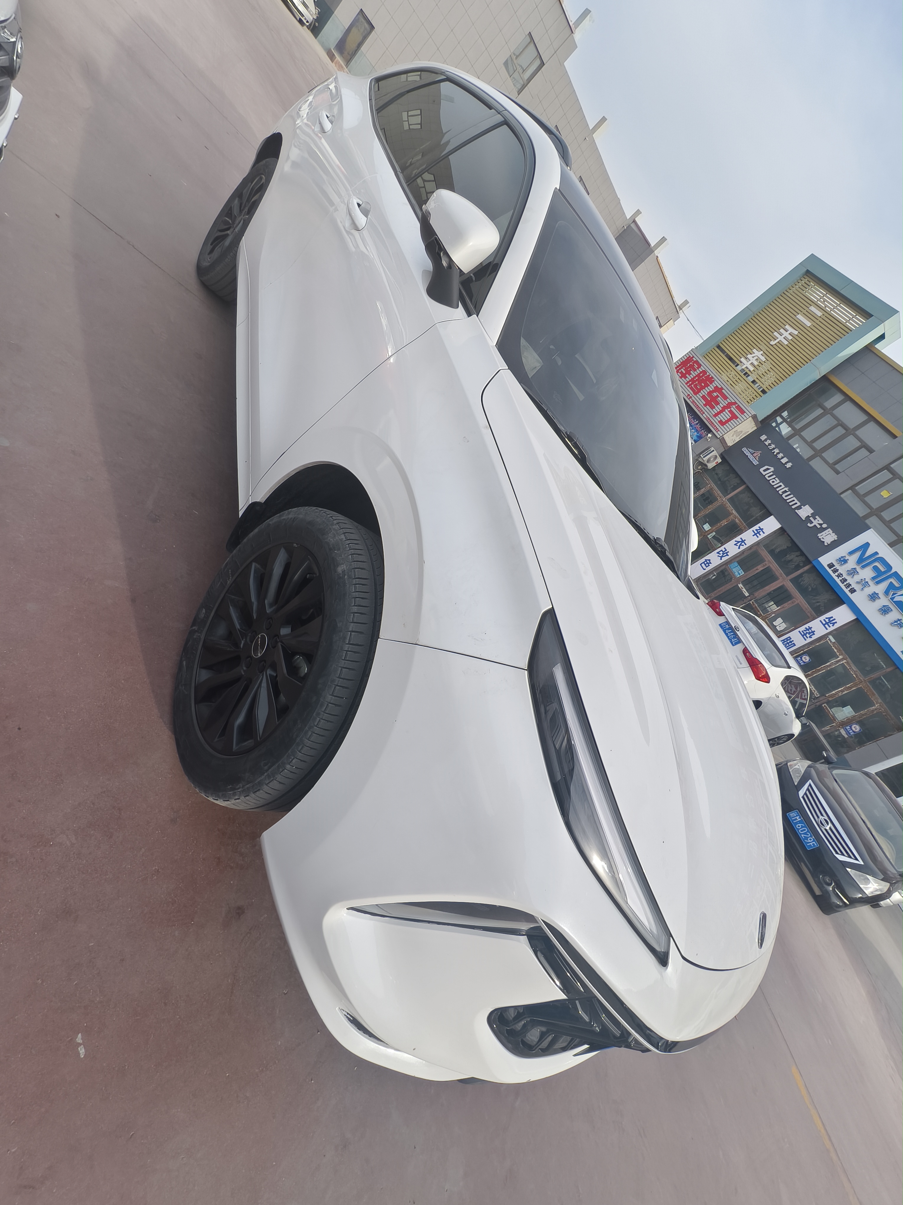 Forthing T5 EVO 2021 car image #3