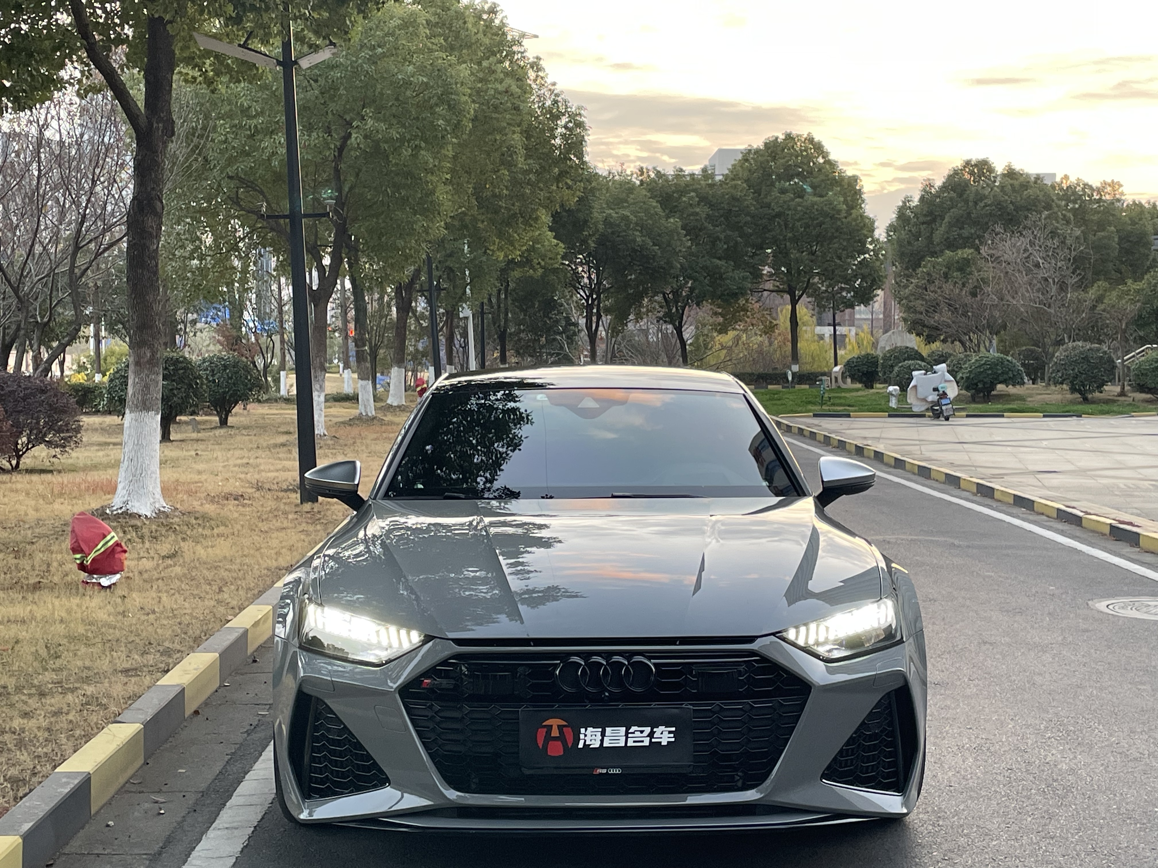 Audi RS 7 2021 immagine di auto #3