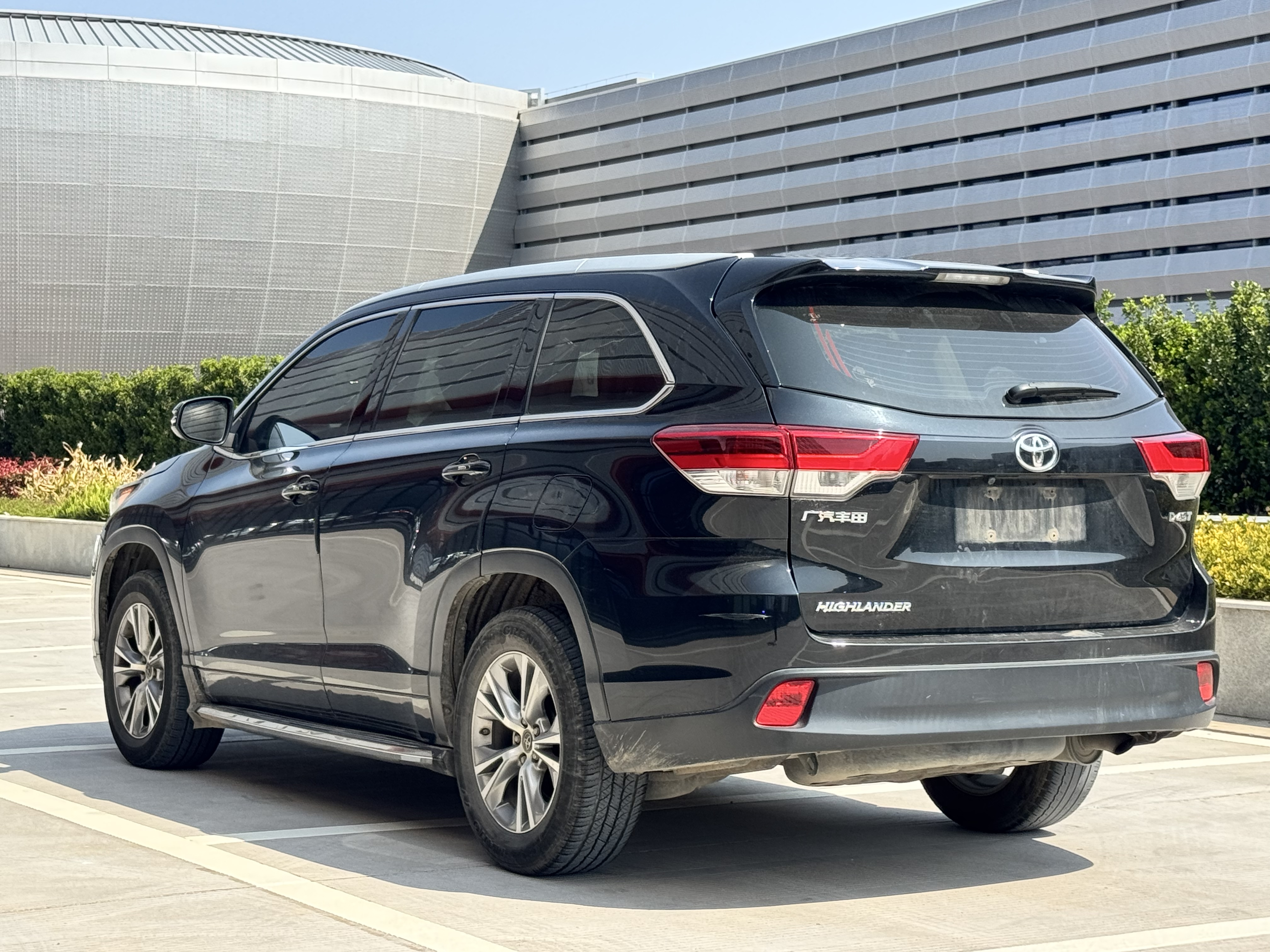 Toyota Highlander 2020 #3 Toyota Highlander 2020 car image #3