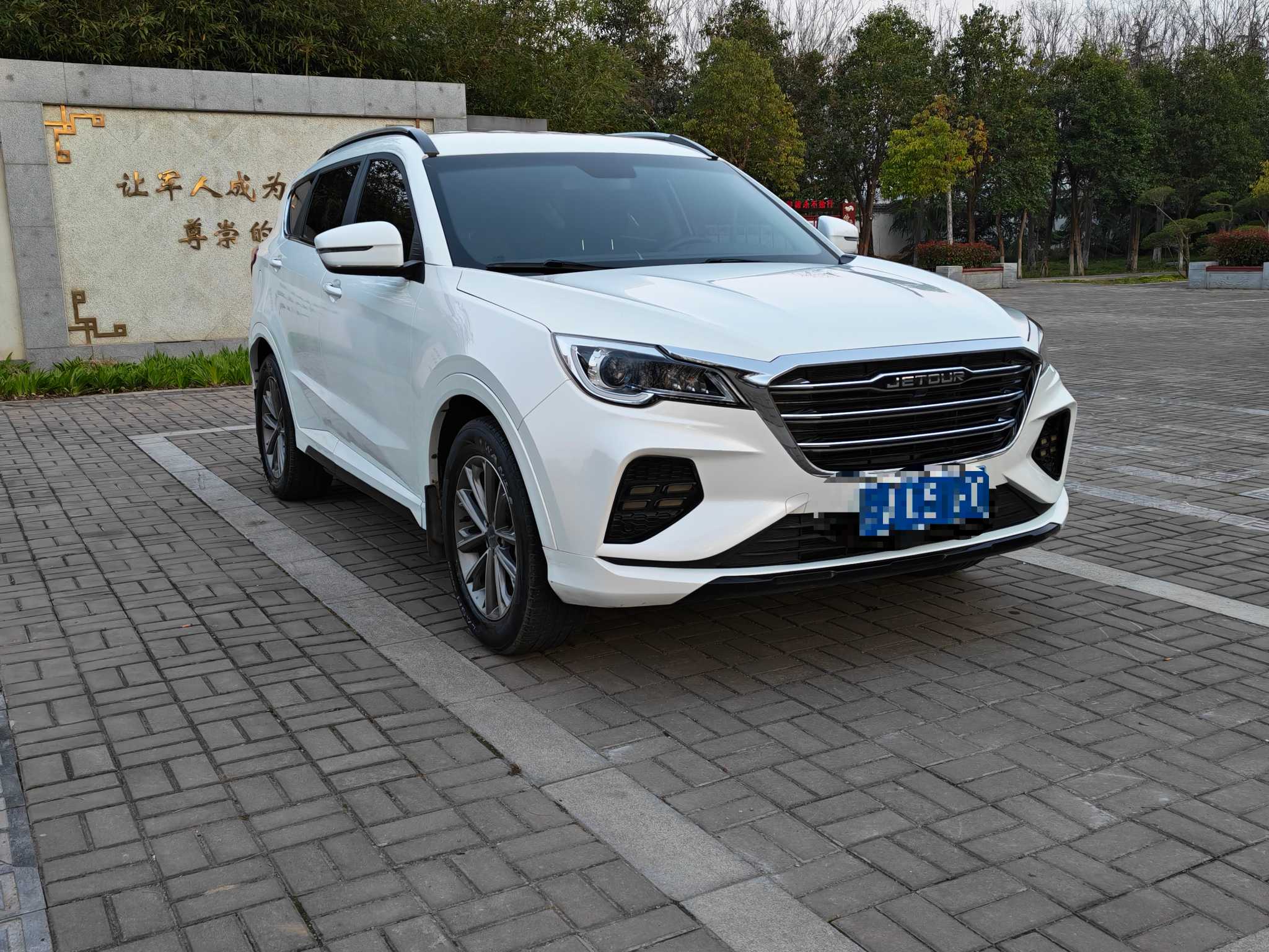 X70 2021 car image #3