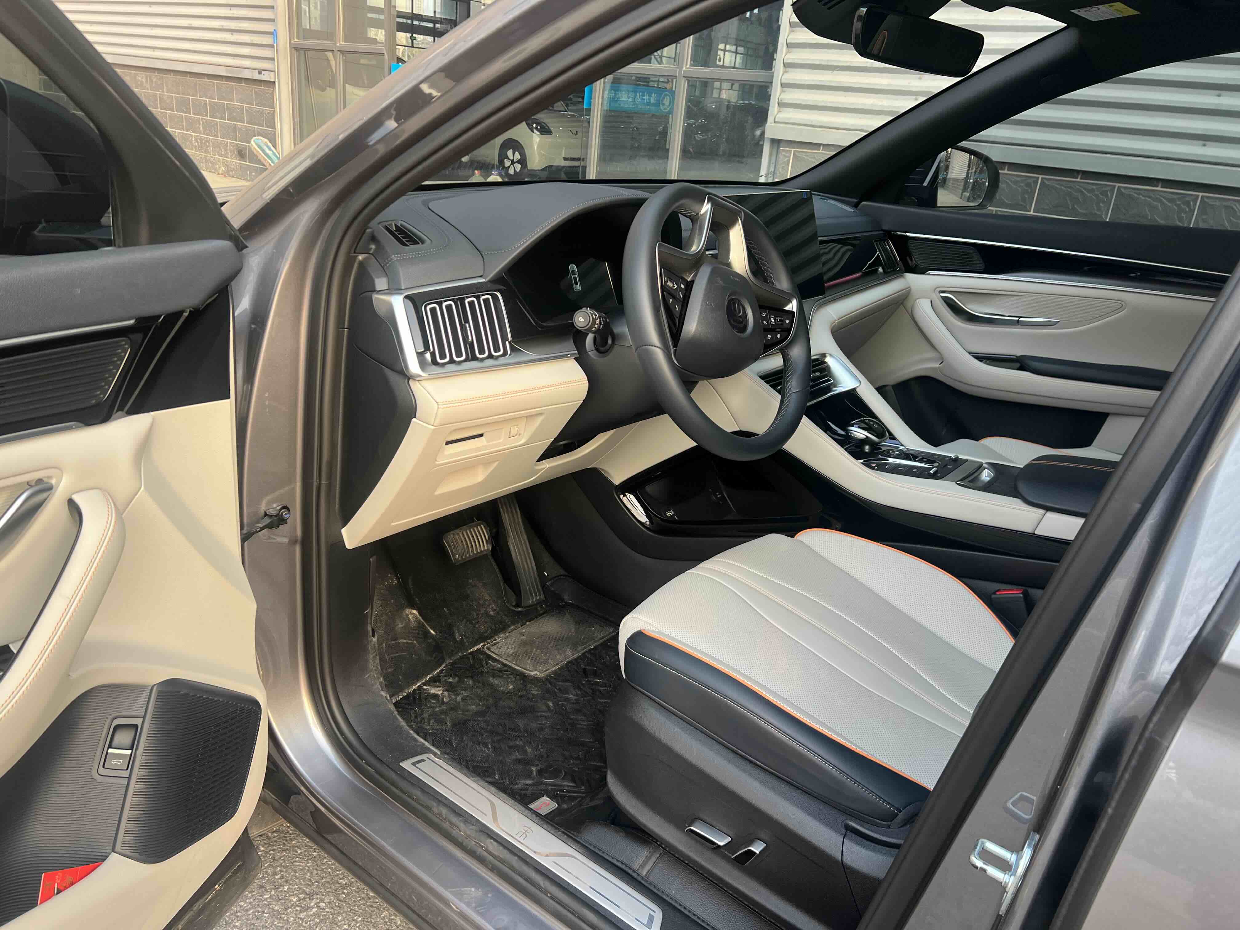 BYD Song Plus New Energy 2023 car image #3