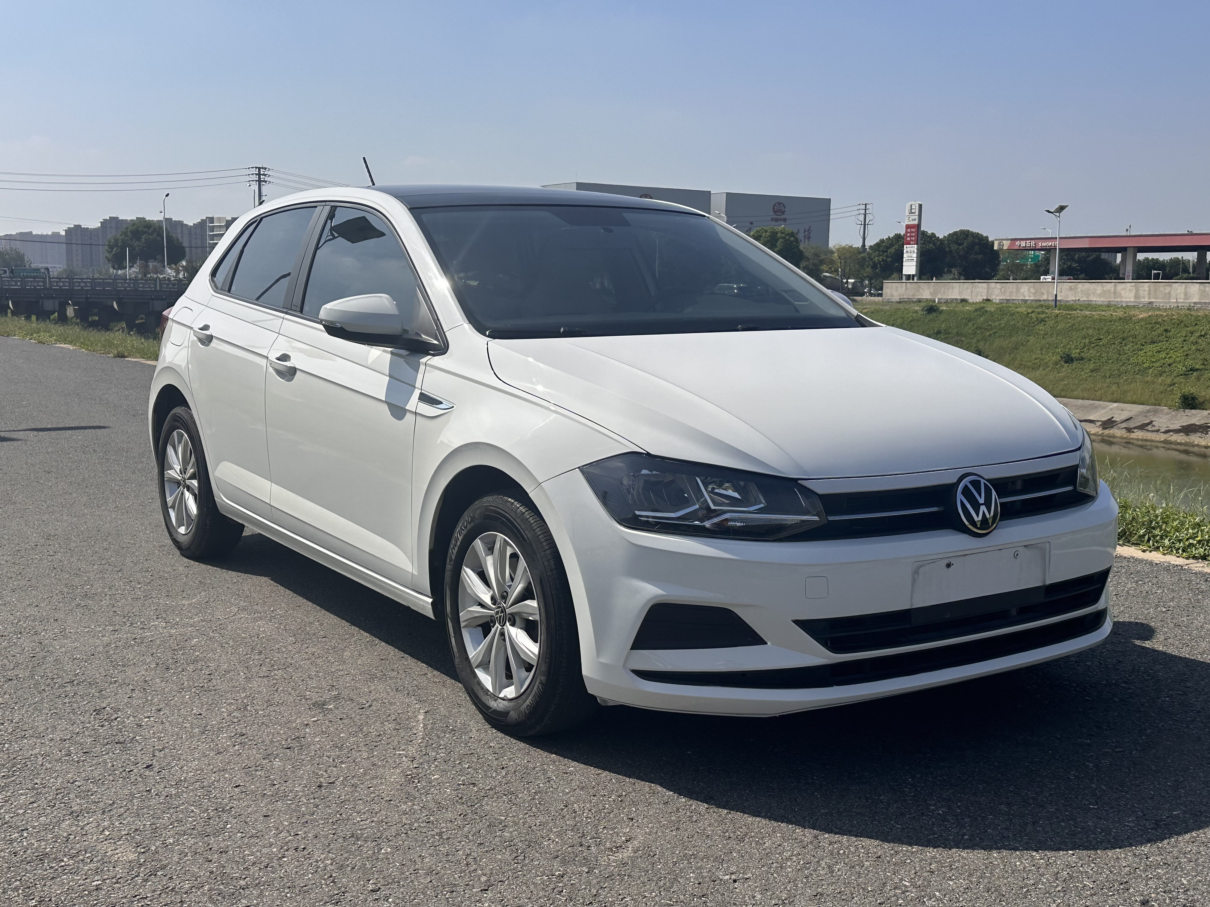 Polo 2021 car image #3