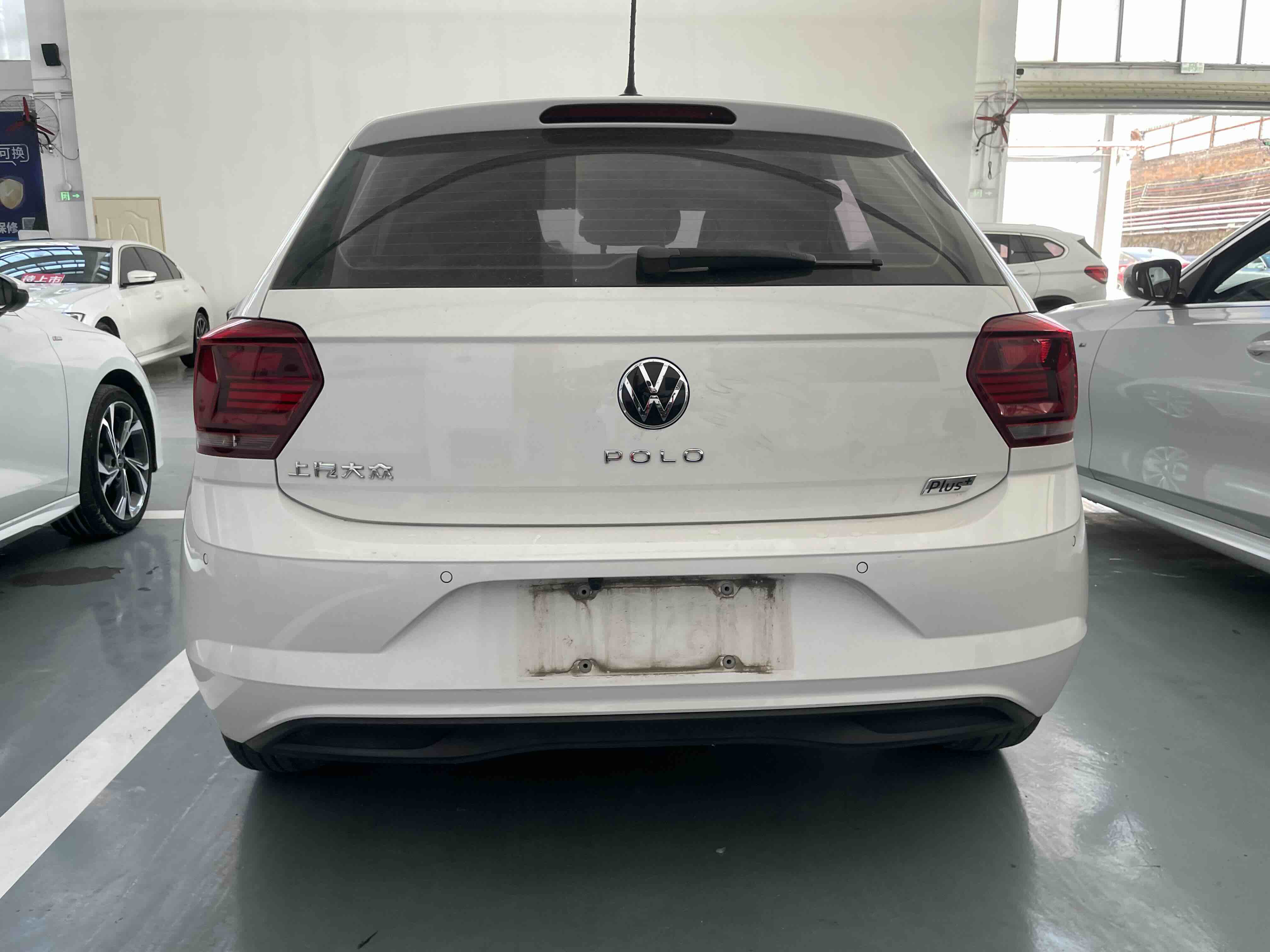 Volkswagen Polo 2021 car image #3