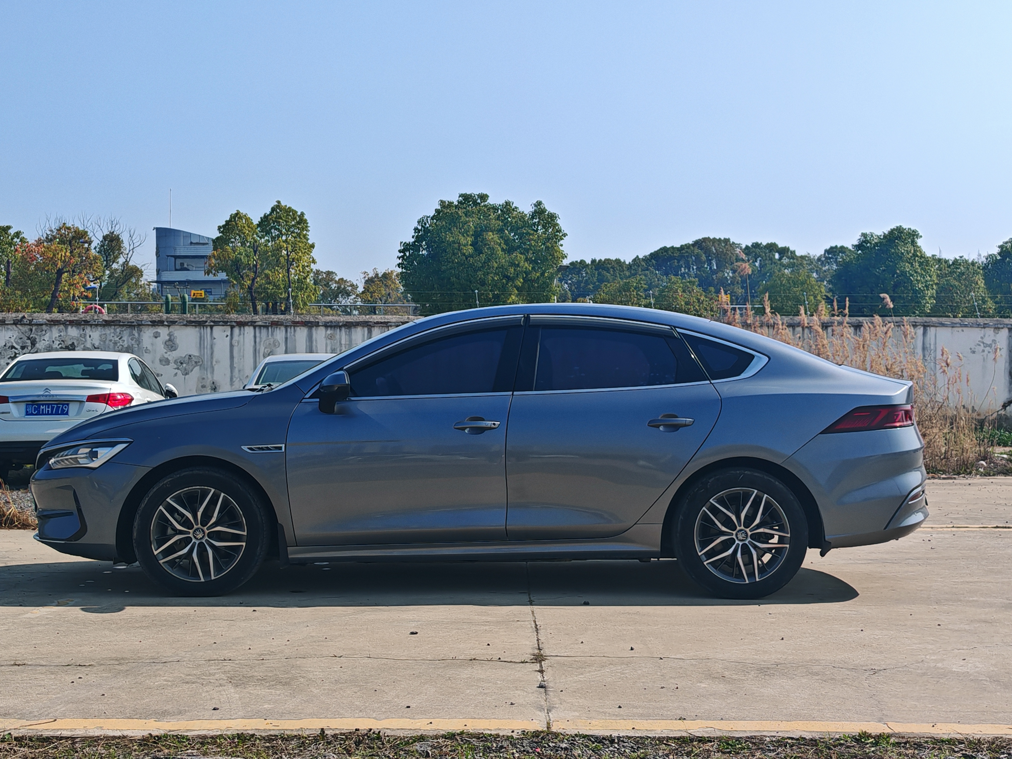 BYD Qin Plus 2022 imagem de carro #3