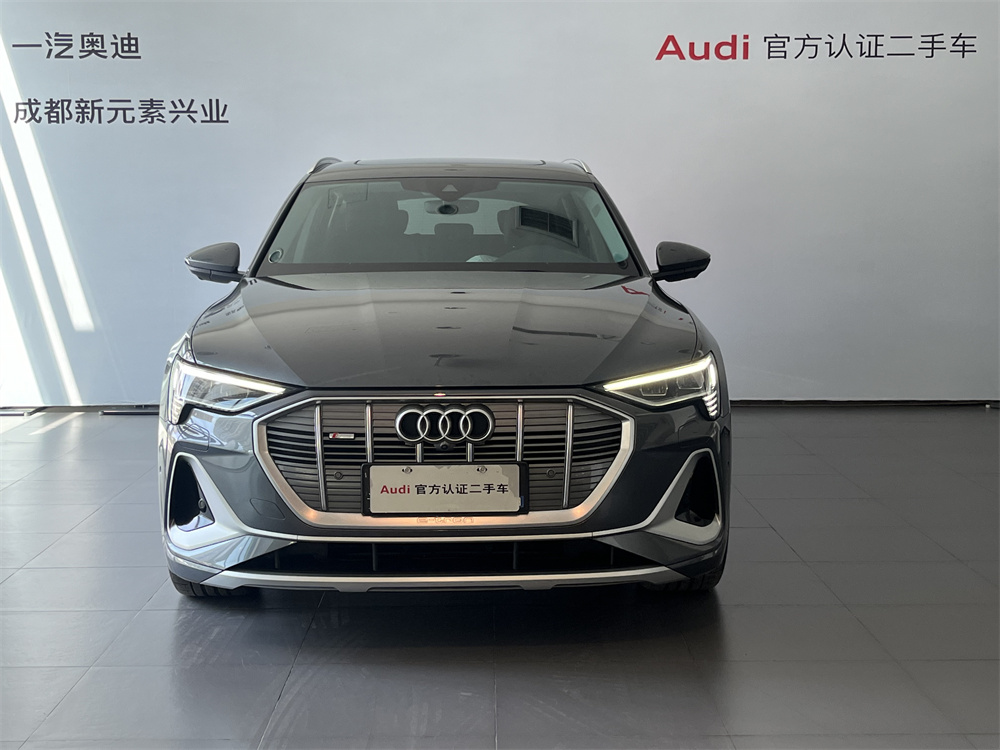 Audi e-tron 2023 #3 Audi e-tron 2023 car image #3