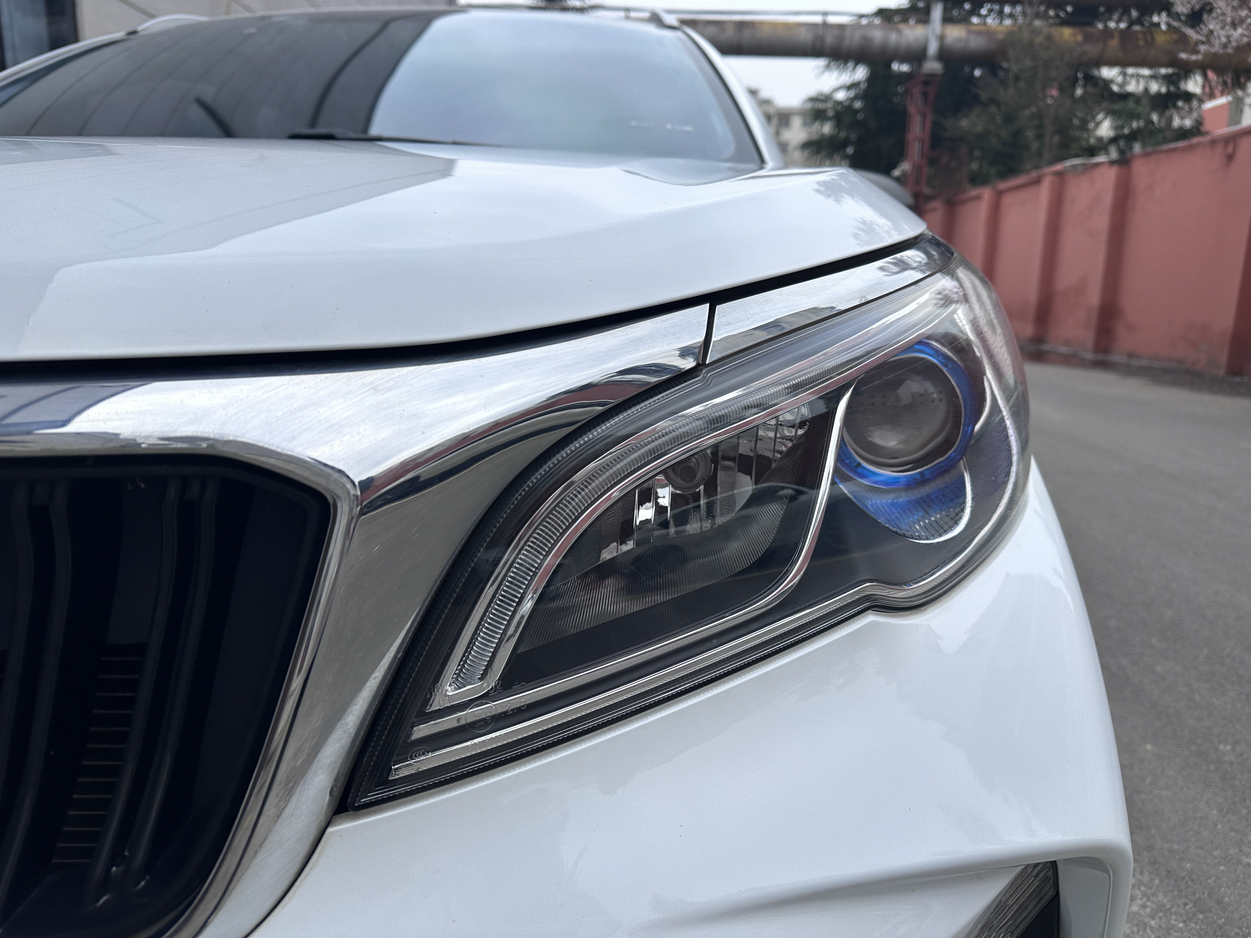 GEELY Vision X3 2022 car image #3