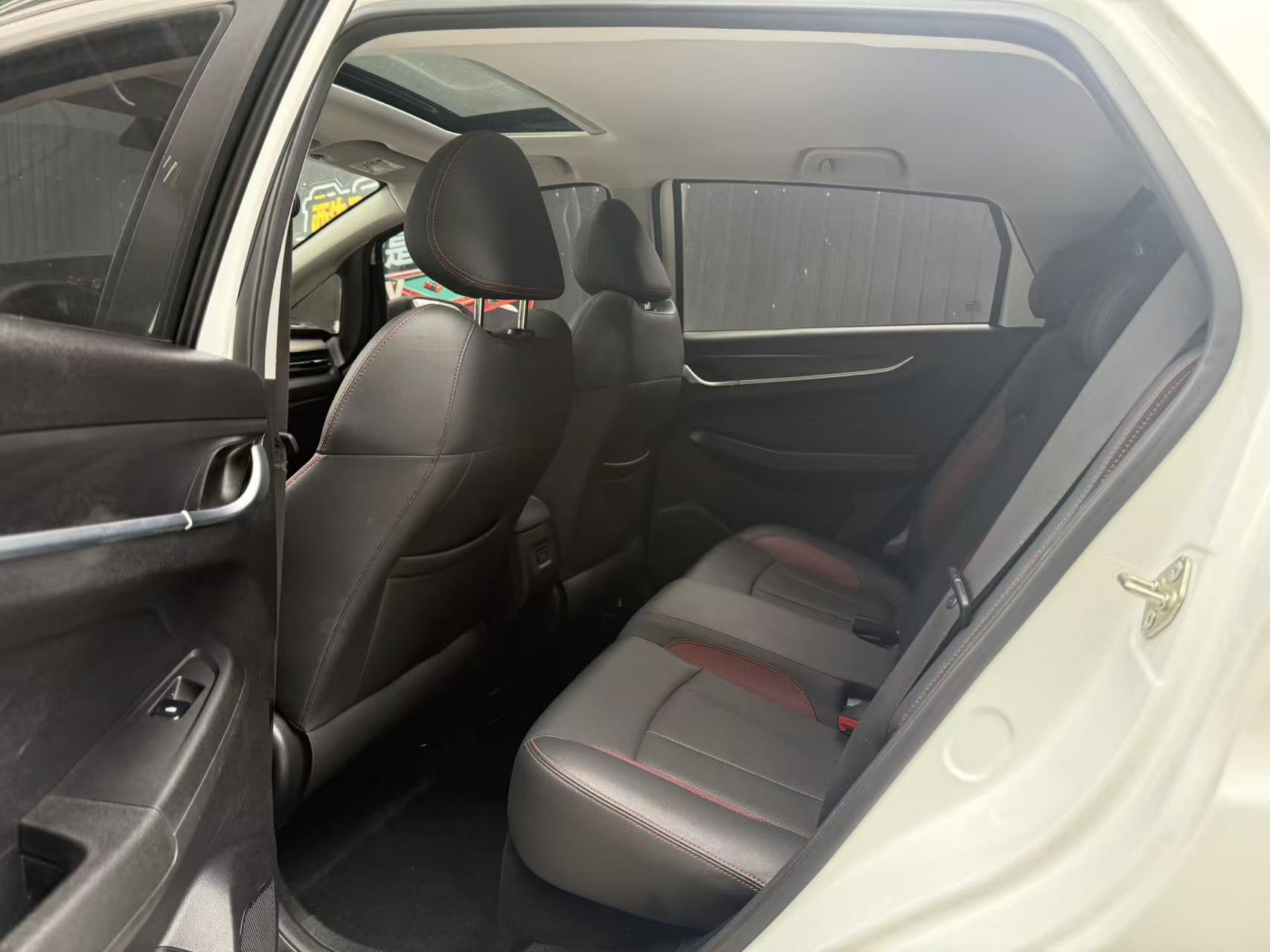 GEELY Vision X3 2021 изображение автомобиля #3