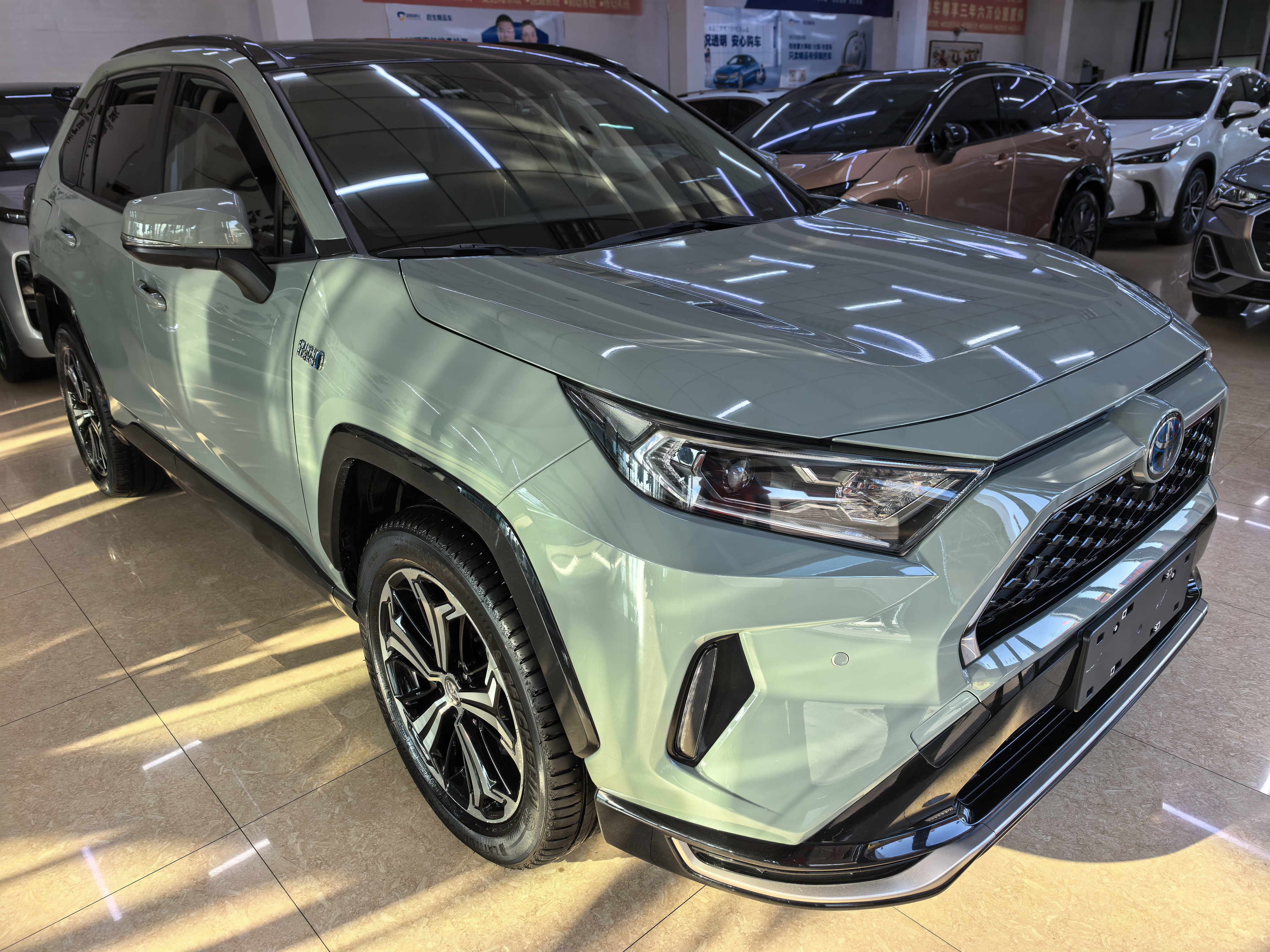 Toyota RAV4 Hybird E+ 2021 car image #3
