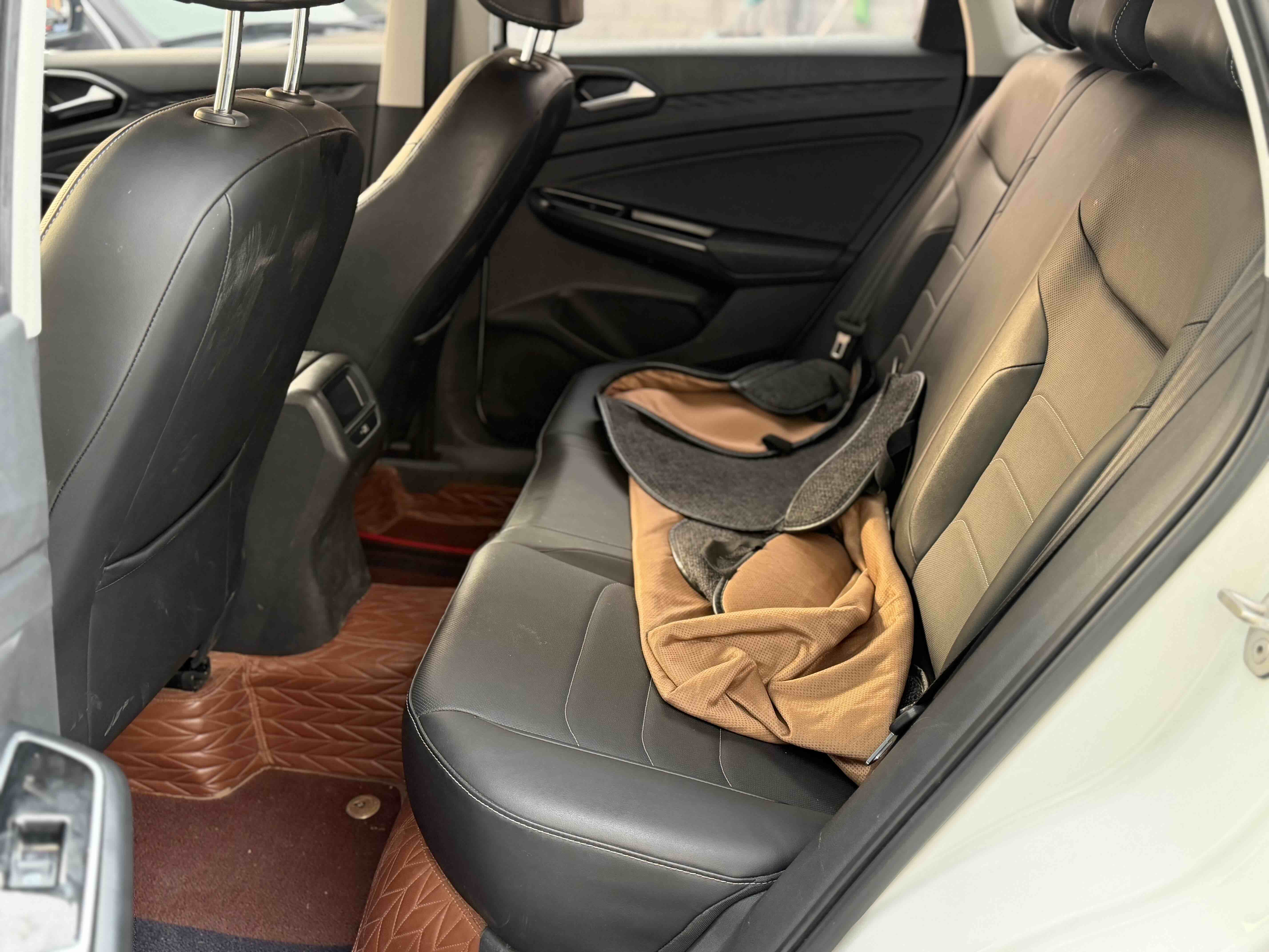 VS5 2021 car image #3