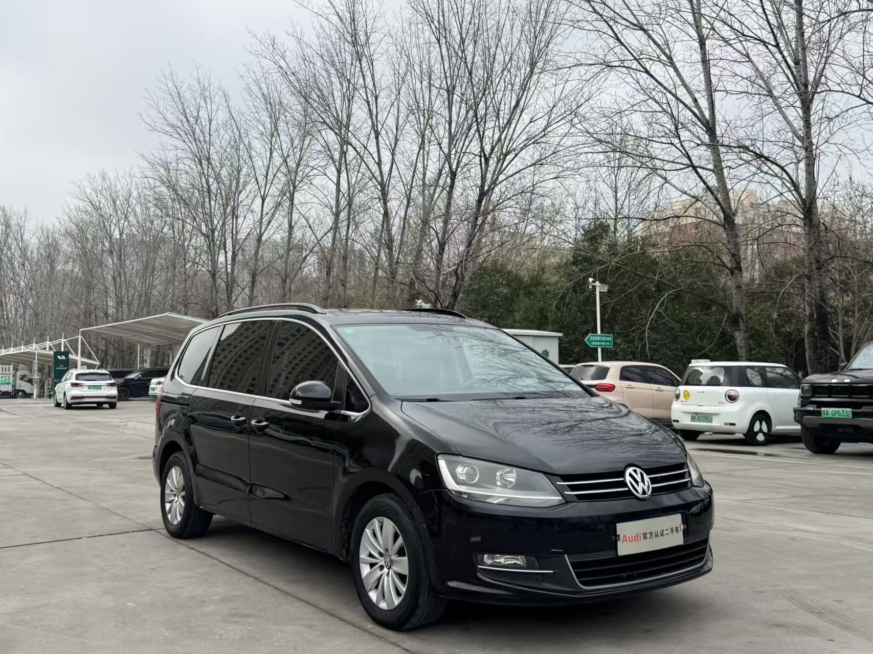 Volkswagen Sharan 2013 immagine di auto #3