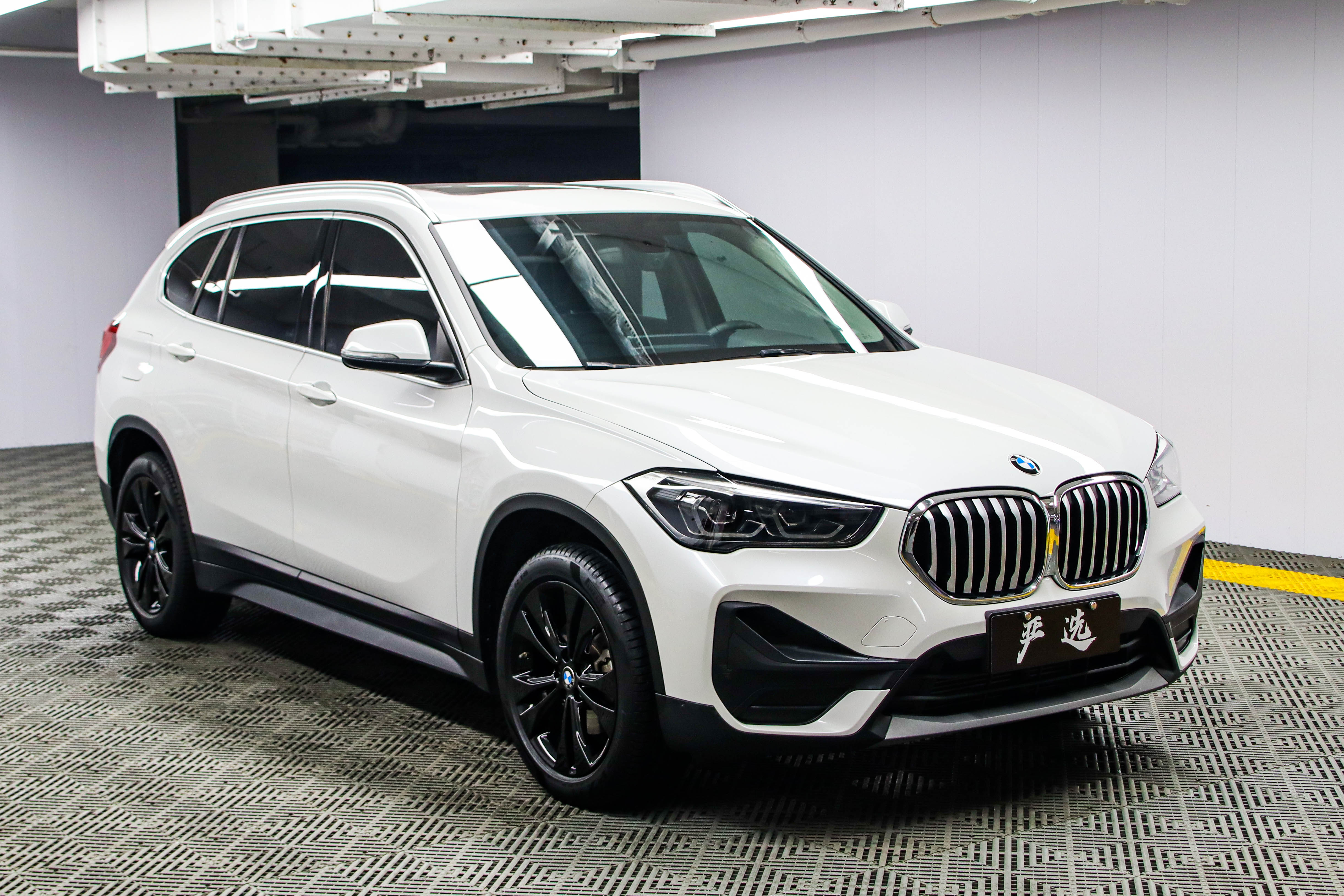 BMW X1 2022 car image #3