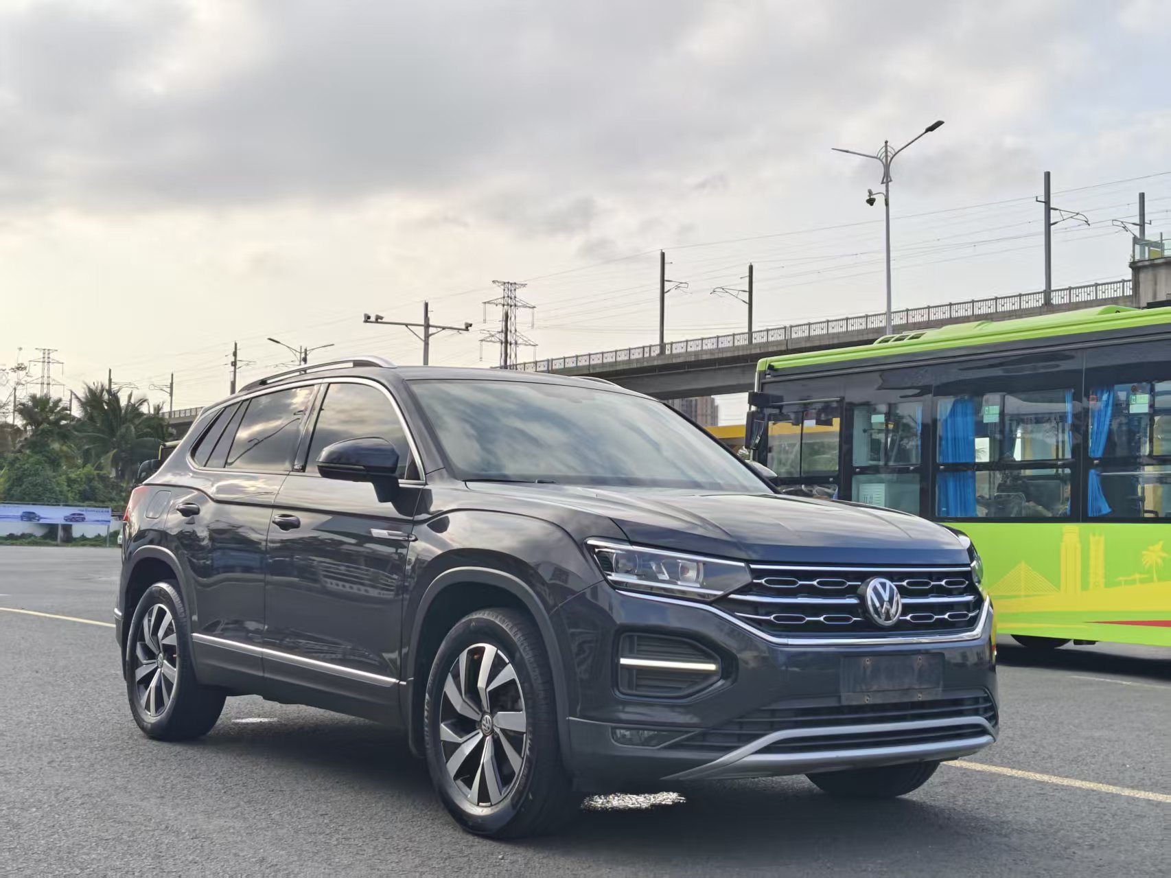 Volkswagen Tayron 2021 car image #3