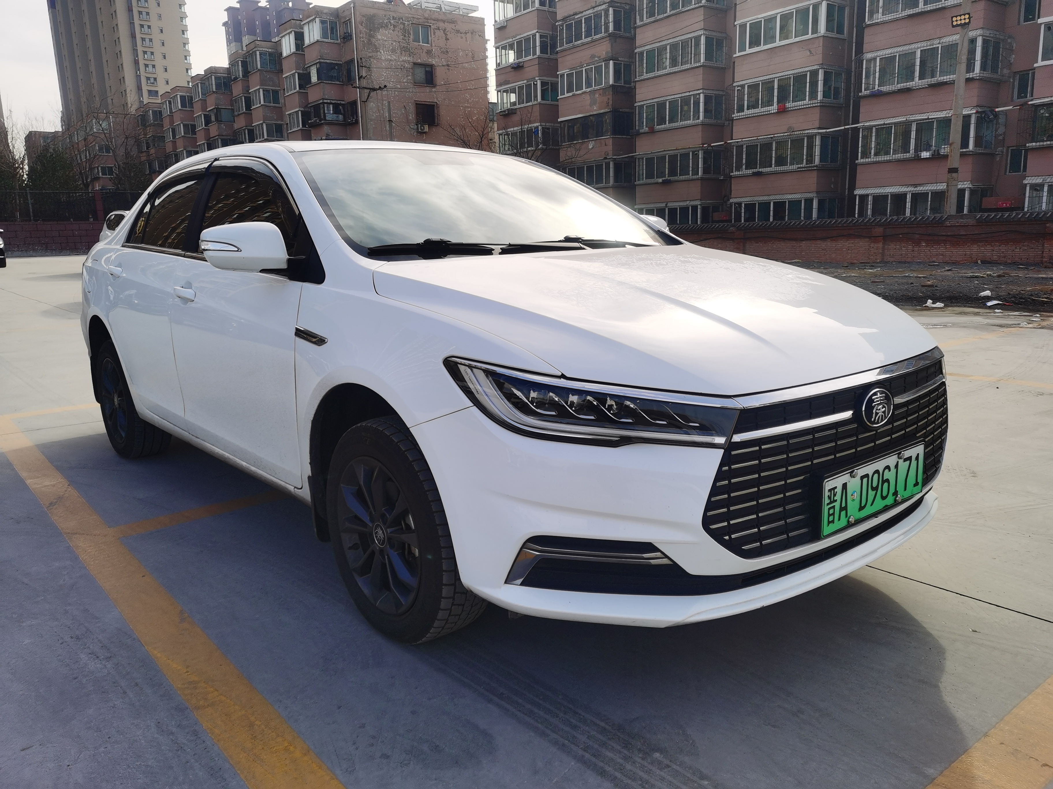 BYD Qin New Energy 2022 car image #3