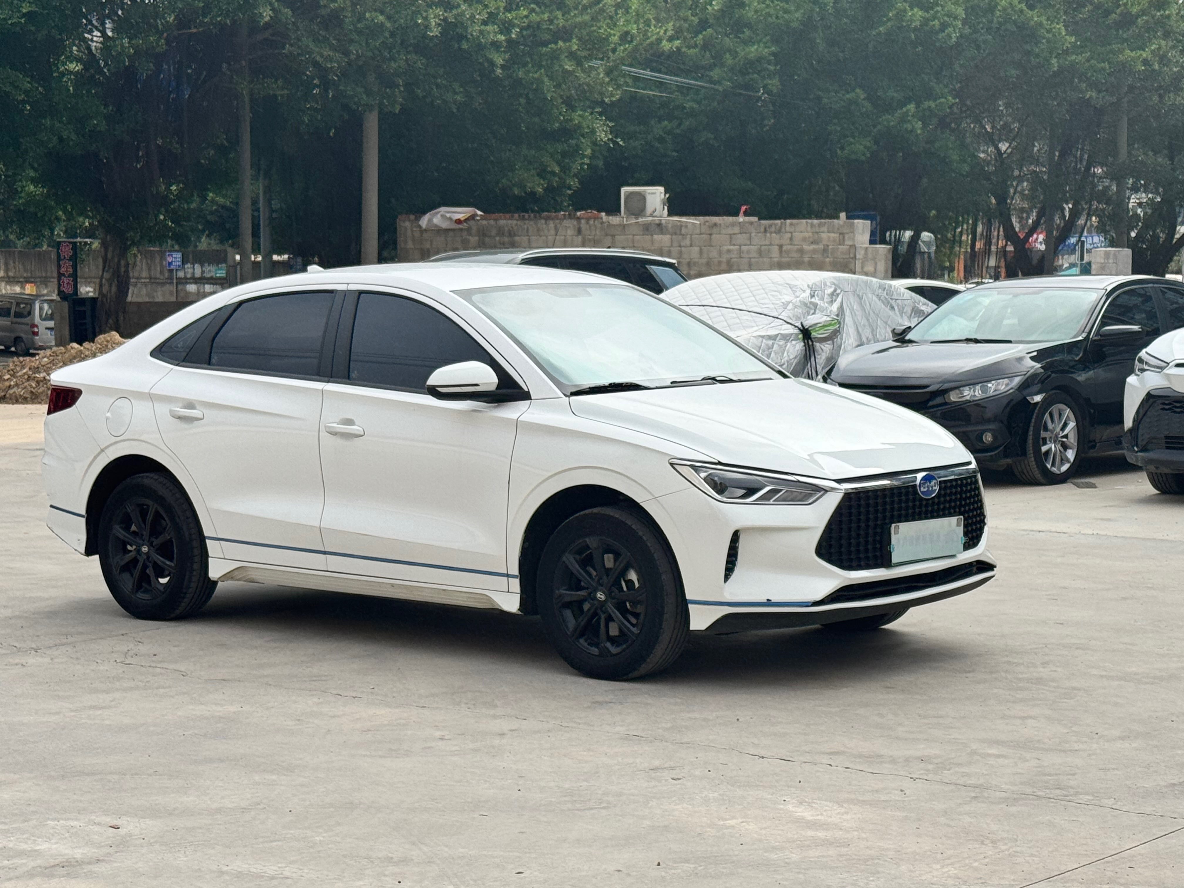 BYD e3 2022 #3 BYD e3 2022 car image #3