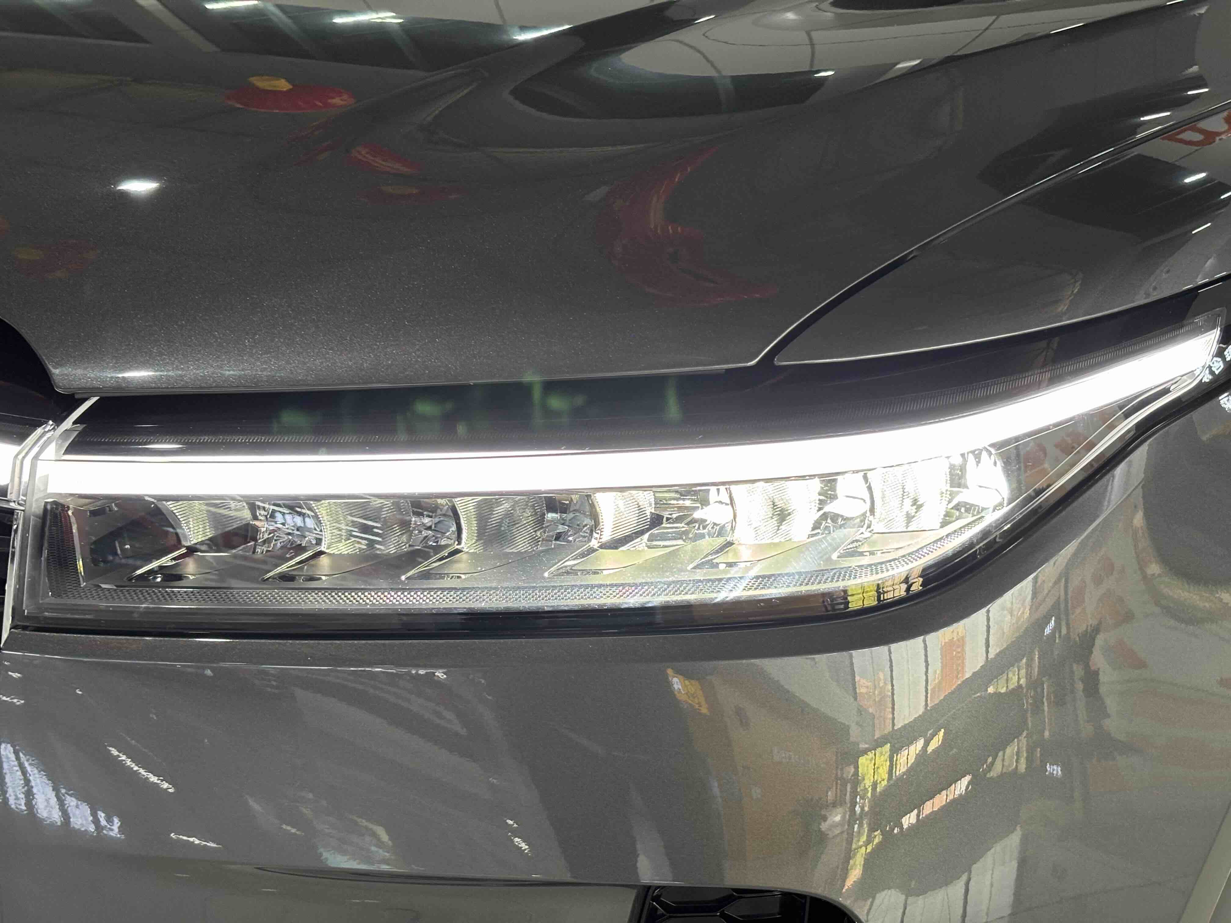 Li One 2022 صورة سيارة #3