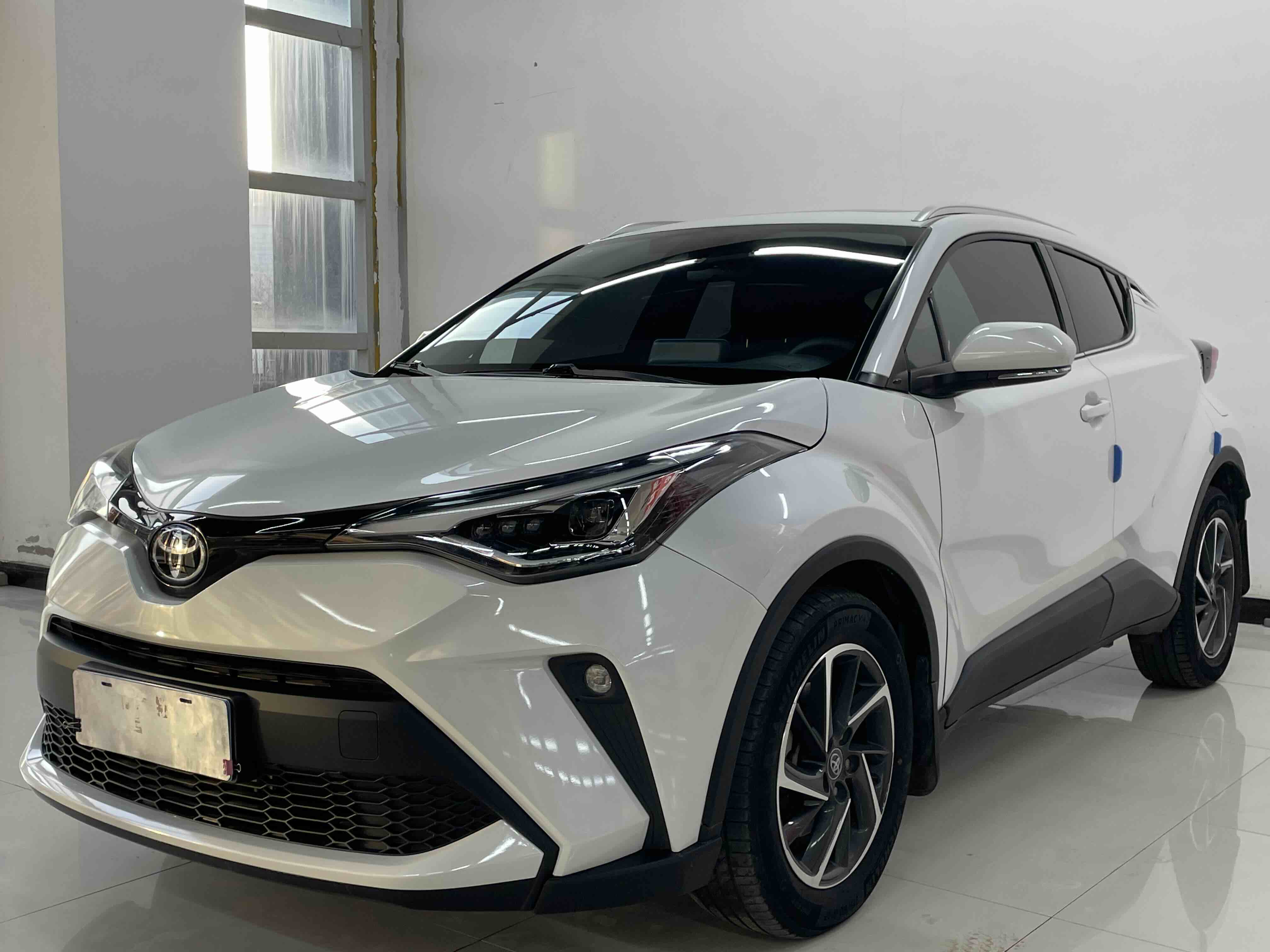 Toyota C-HR 2021 #3 Toyota C-HR 2021 car image #3