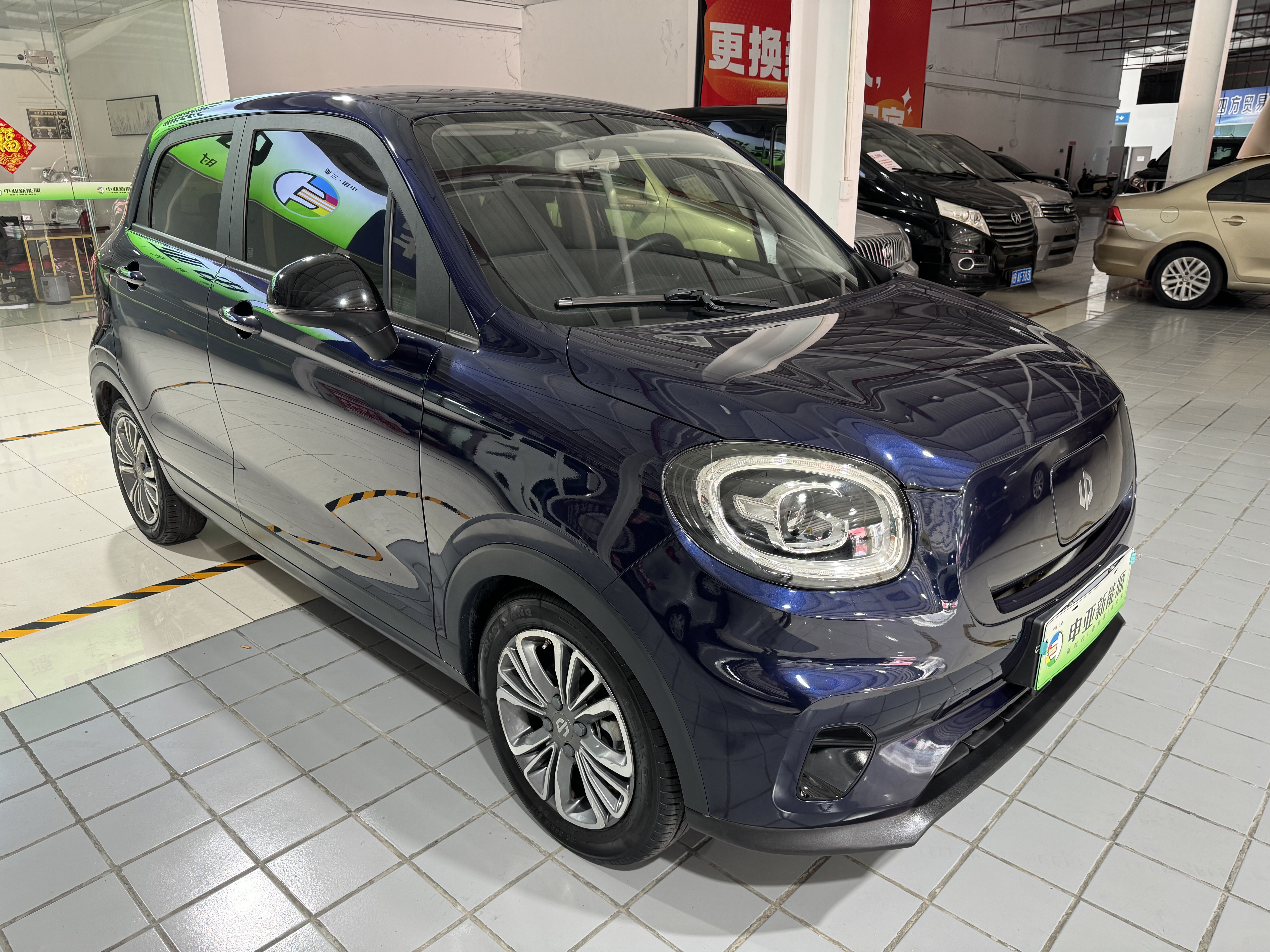 零跑汽车 零跑T03 2021 汽车图片 #3