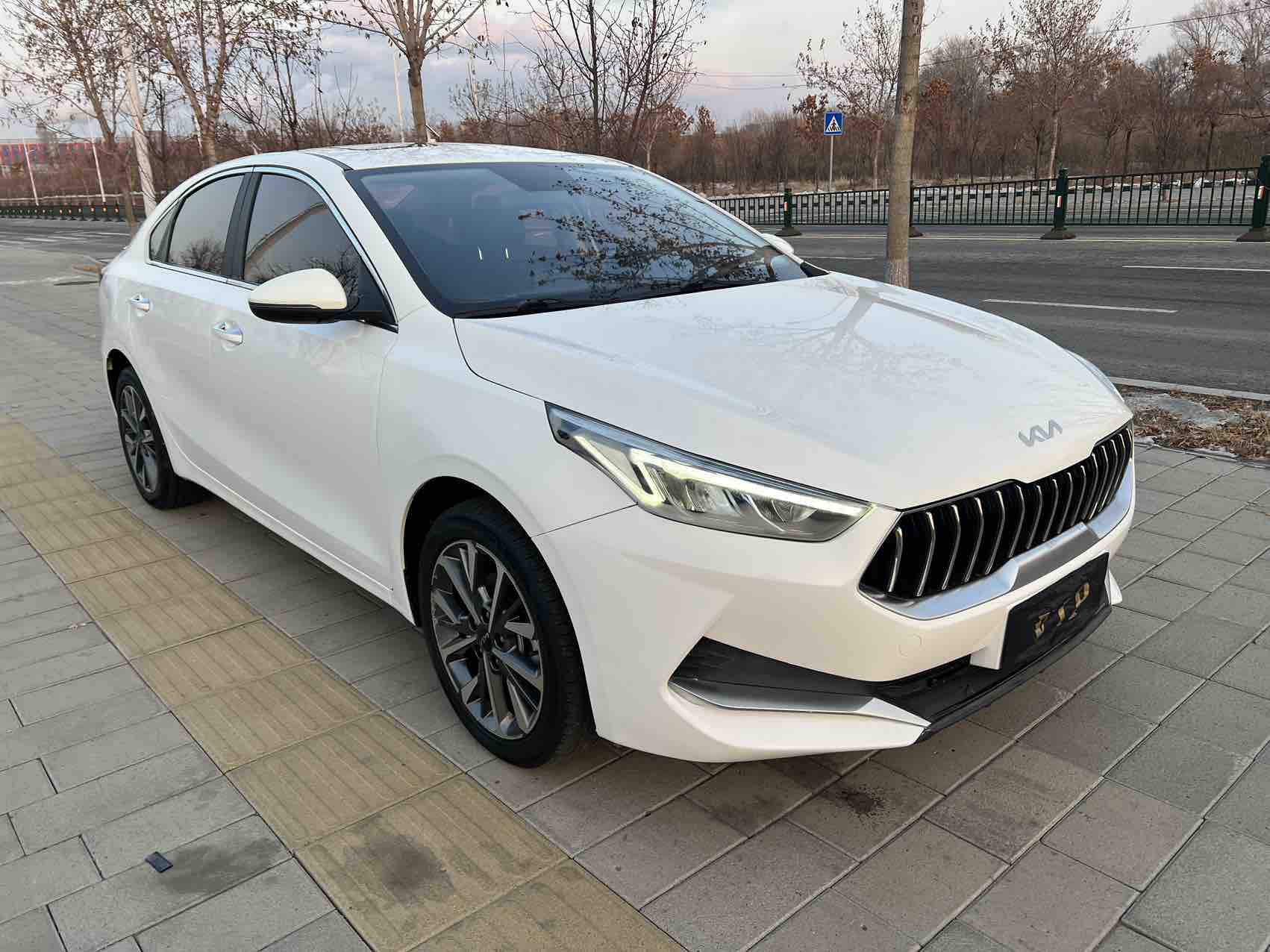 Kia K3 2022 image de voiture #3