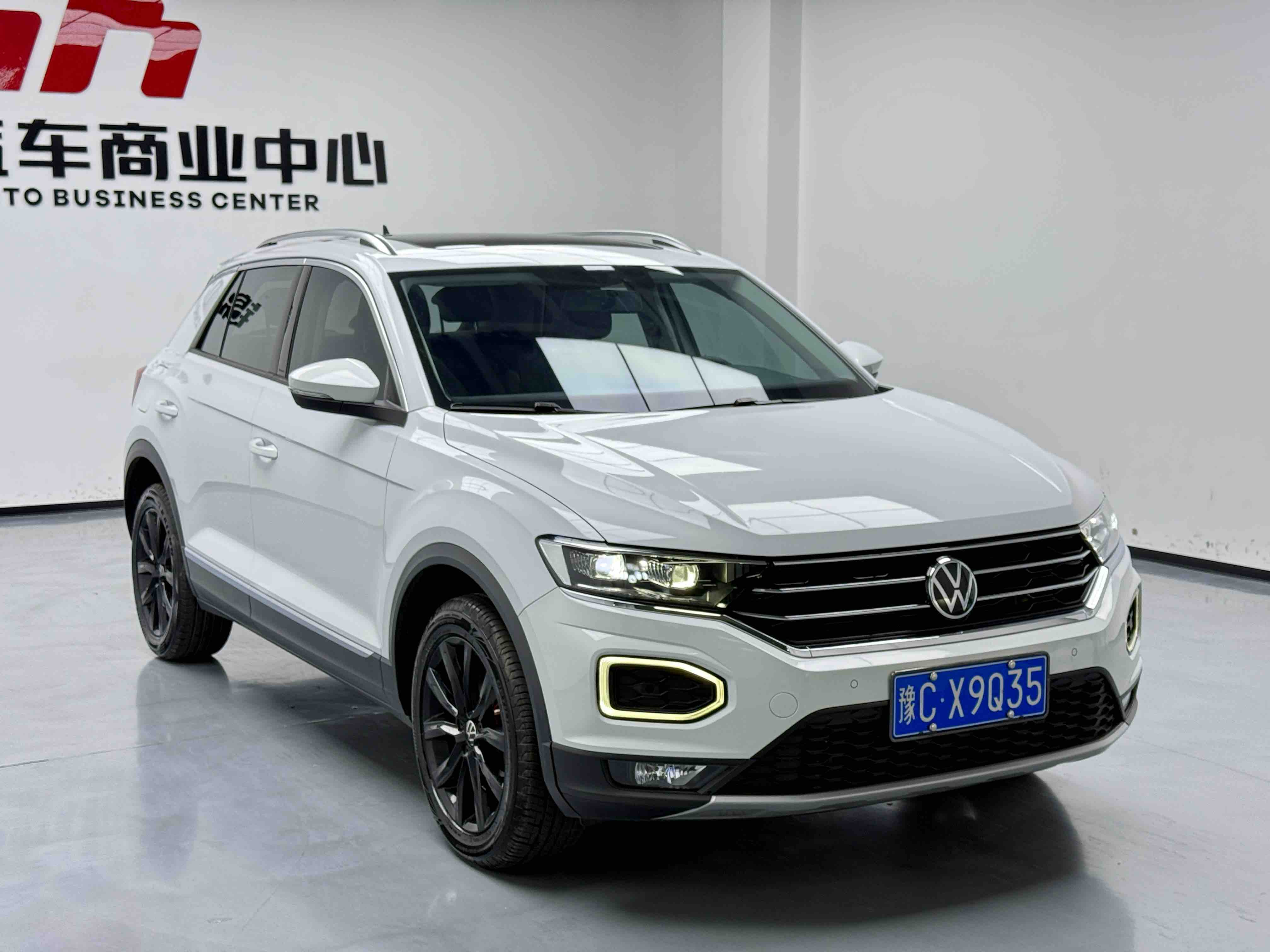 T-Roc 2022 car image #3