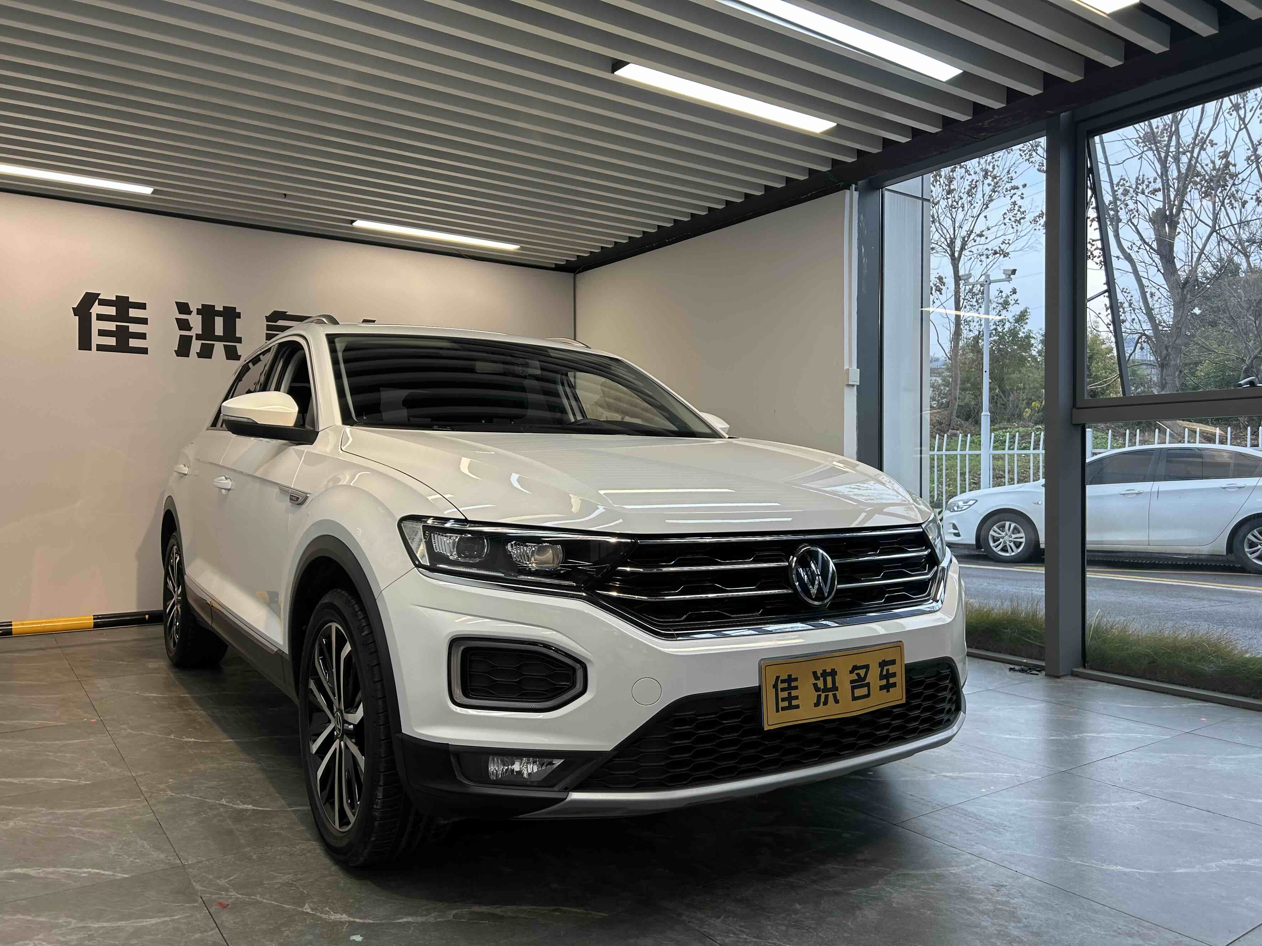 Volkswagen T-Roc 2022 #3 Volkswagen T-Roc 2022 car image #3