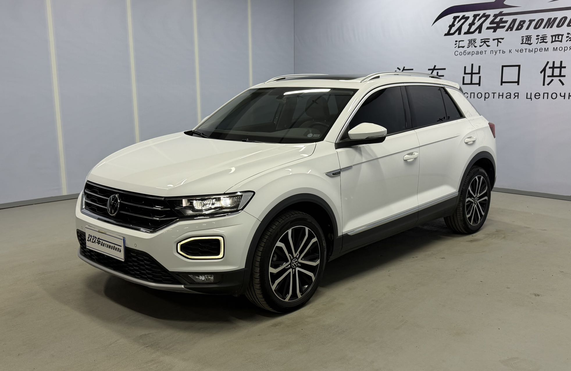 T-Roc 2021 car image #3