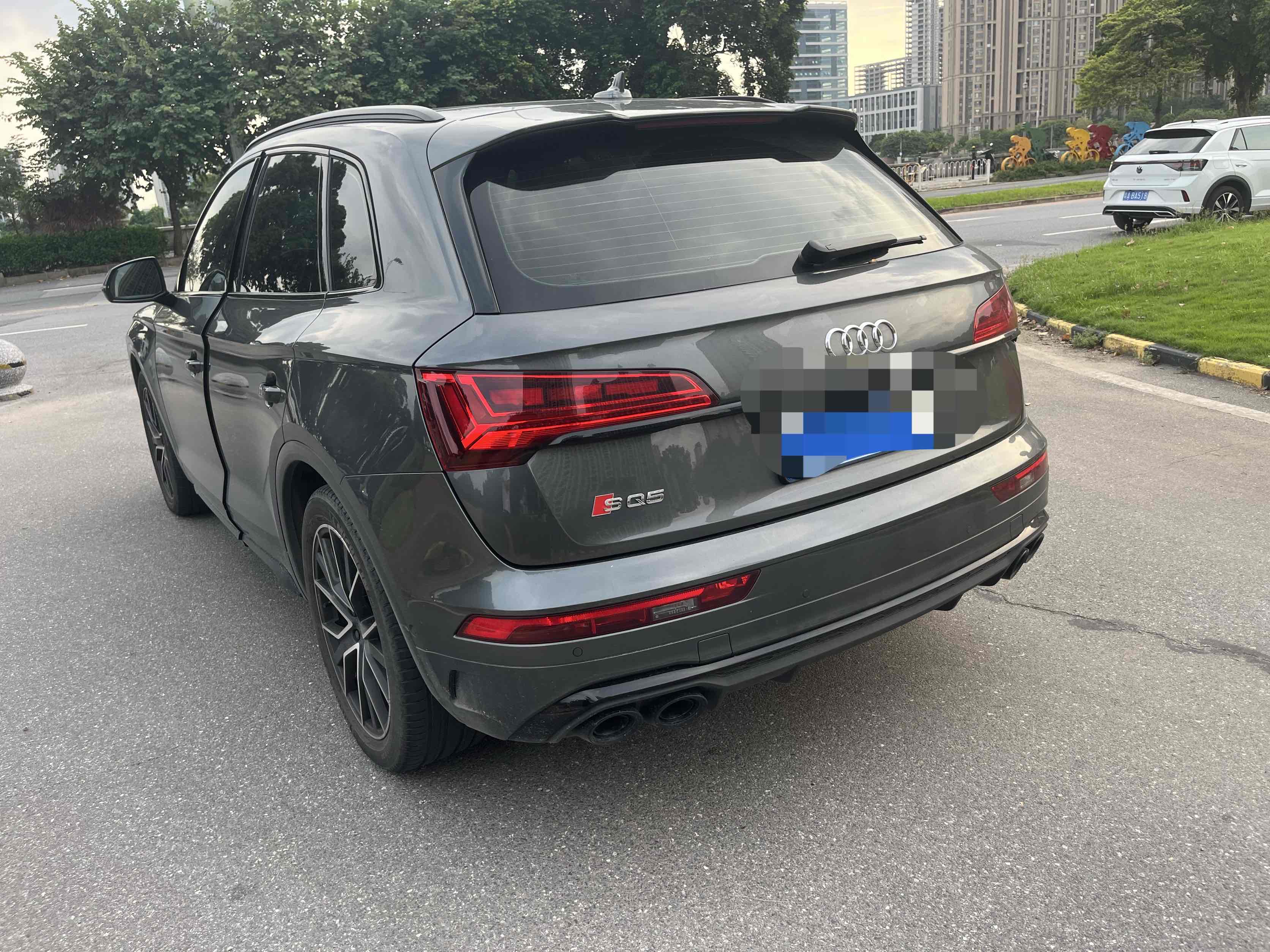 Audi SQ5 2023 imagem de carro #3