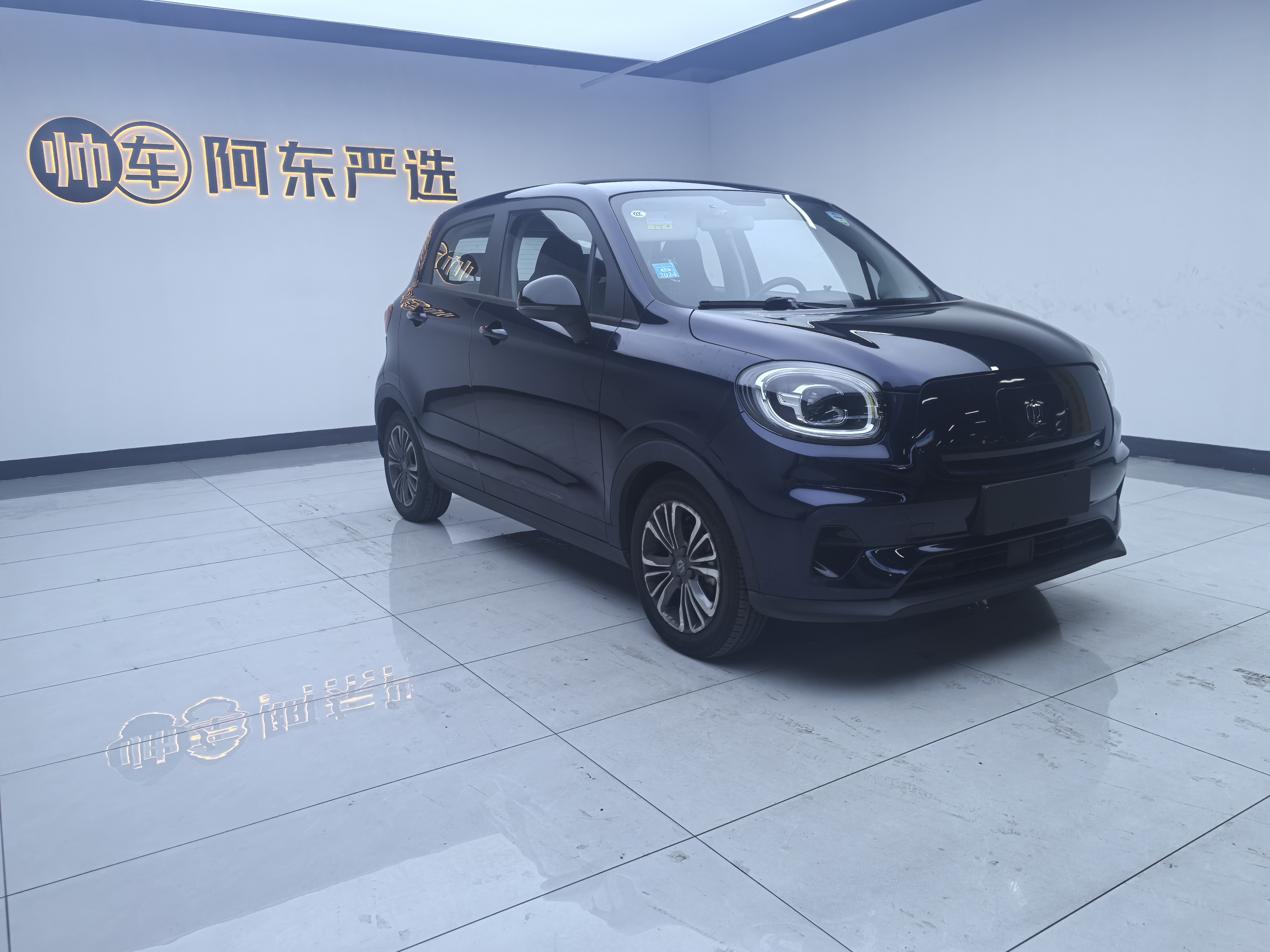 零跑汽车 零跑T03 2022 汽车图片 #3